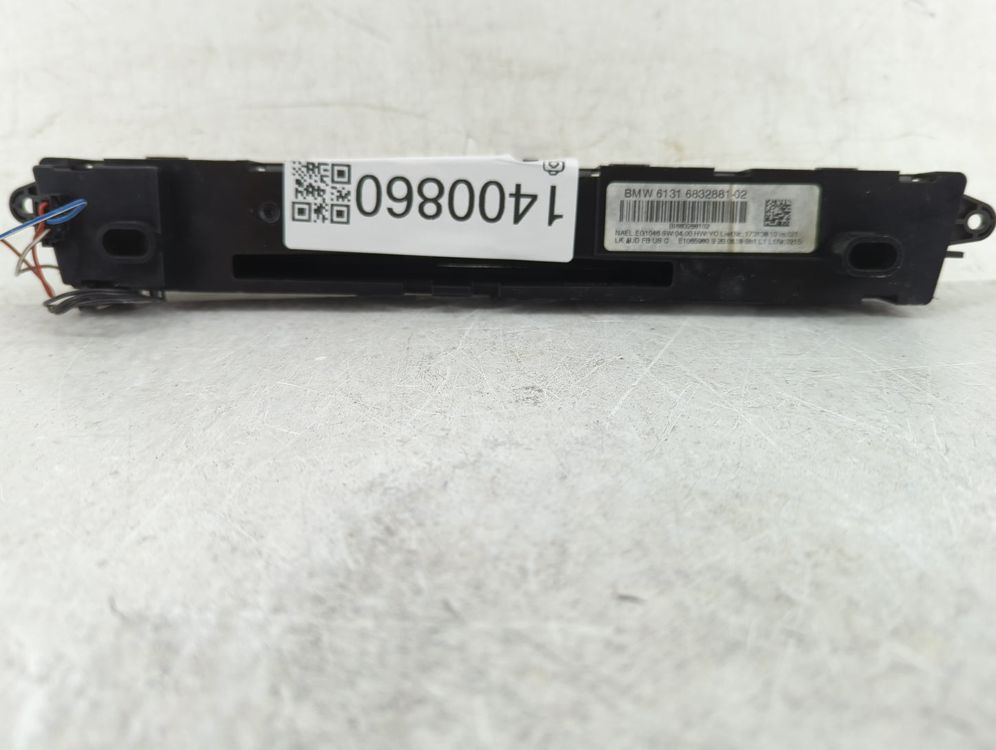 2018 Mercedes-Benz 320 Radio AM FM Cd Player Receiver Replacement P/N:6131 6832881-02 Fits Fits 2016 2017 2019 2020 2021 OEM