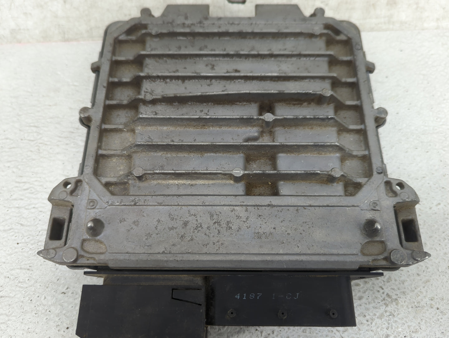 2018 Mercedes-Benz C-Class PCM Engine Control Computer ECU ECM PCU OEM P/N:A2749001600 A0075409181 Fits Fits 2016 2017 2019 