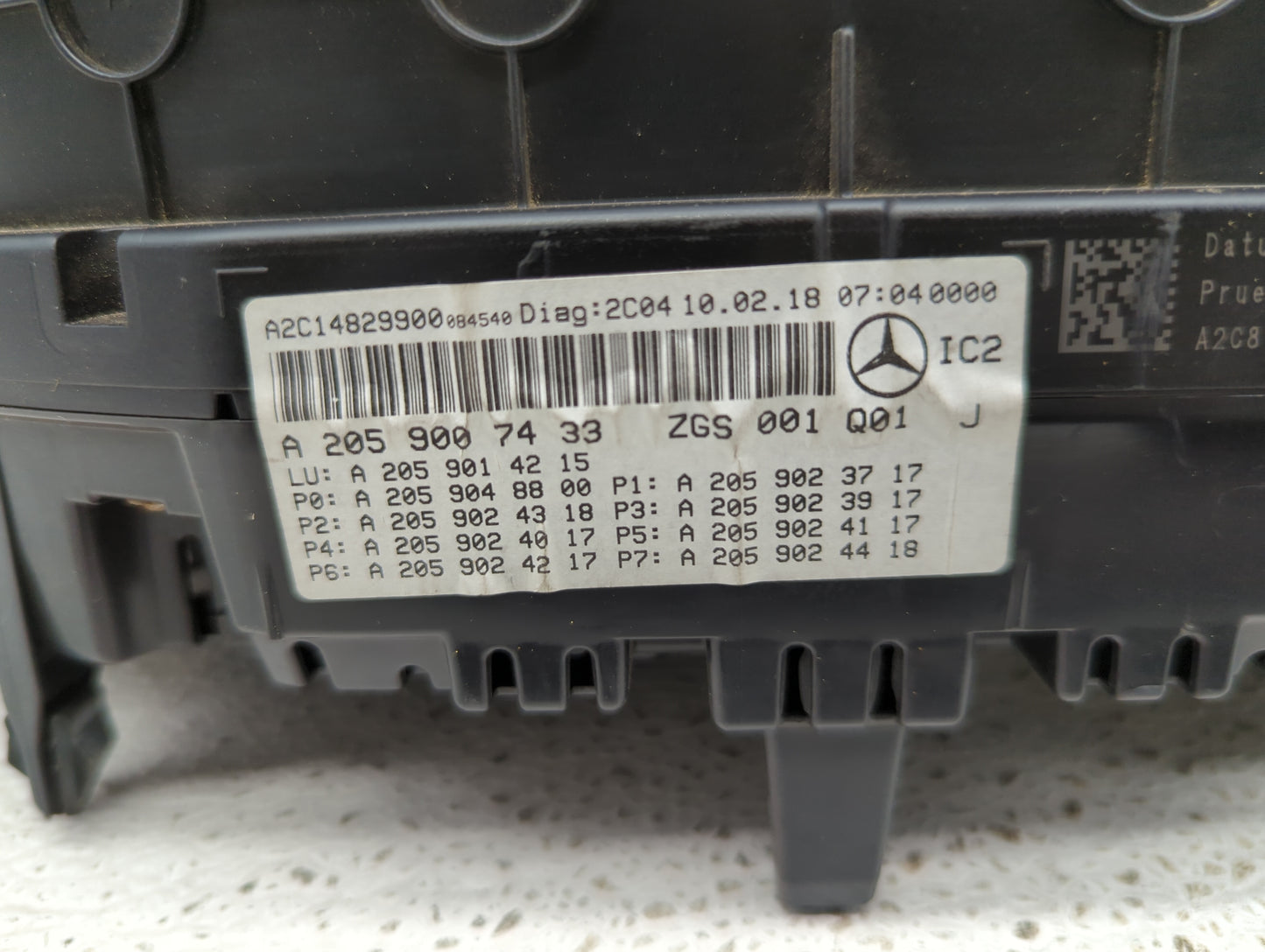 2018 Mercedes-Benz C-Class Instrument Cluster Speedometer Gauges P/N:A2059007433 A2C14829900, A2059014215 Fits Fits 2019 OEM