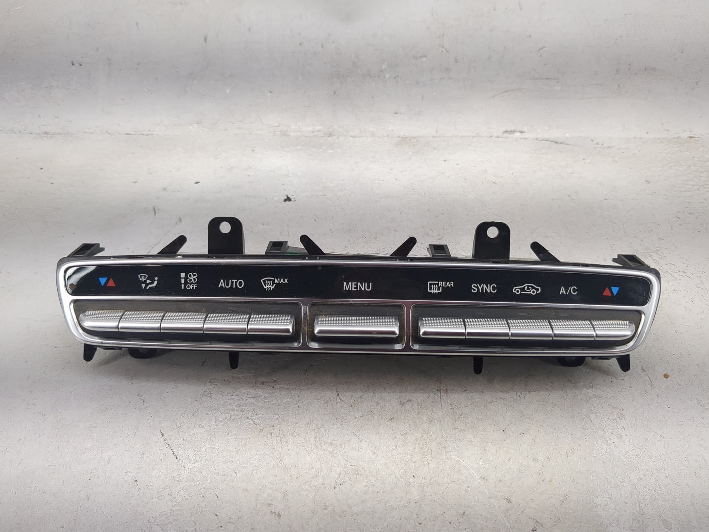 2018 Mercedes-Benz C-Class Climate Control Module Temperature AC/Heater Replacement P/N:A 205 905 88 13 A2C1115140001 Fits O
