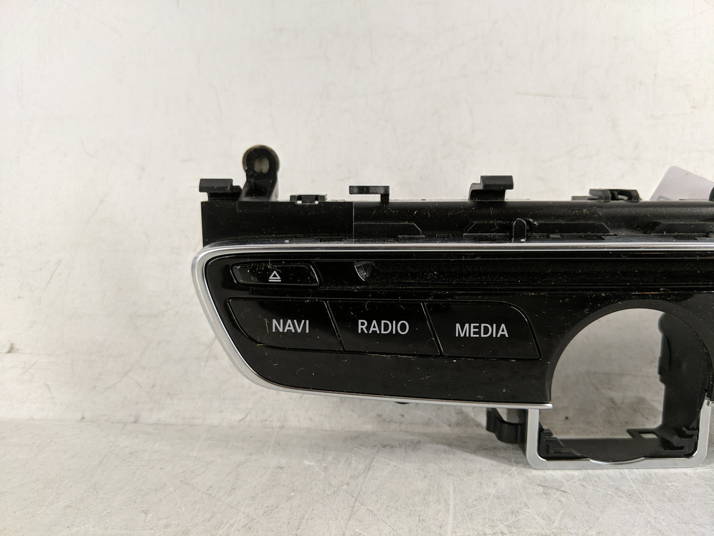2018 Mercedes-Benz C300 Radio AM FM Cd Player Receiver Replacement Fits Fits 2019 OEM Used Auto Parts - Oemusedautoparts1.co