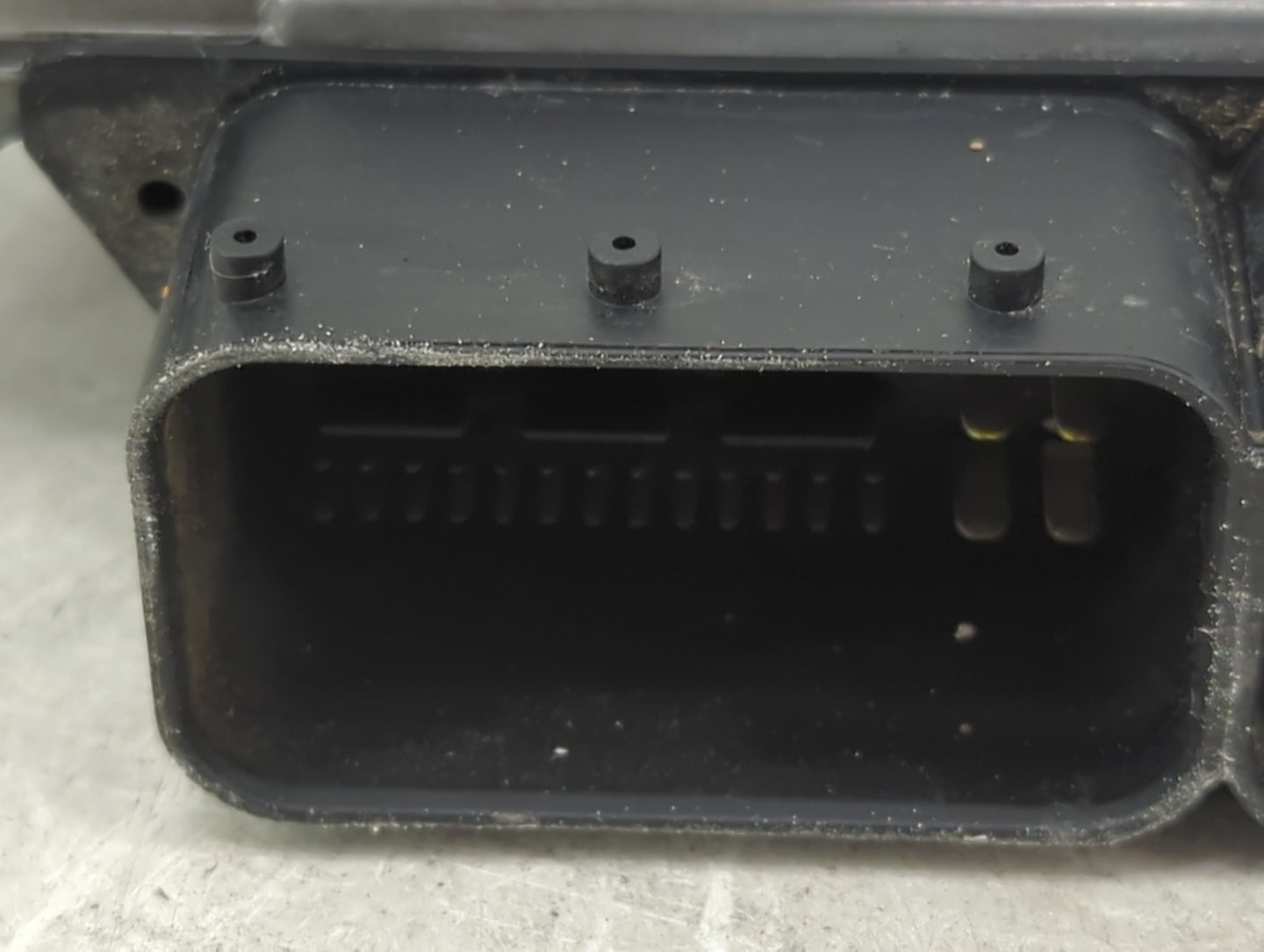 2017-2018 Mercedes-Benz C300 PCM Engine Control Computer ECU ECM PCU OEM P/N:A2749001600 A2749011600 Fits OEM Used Auto Part