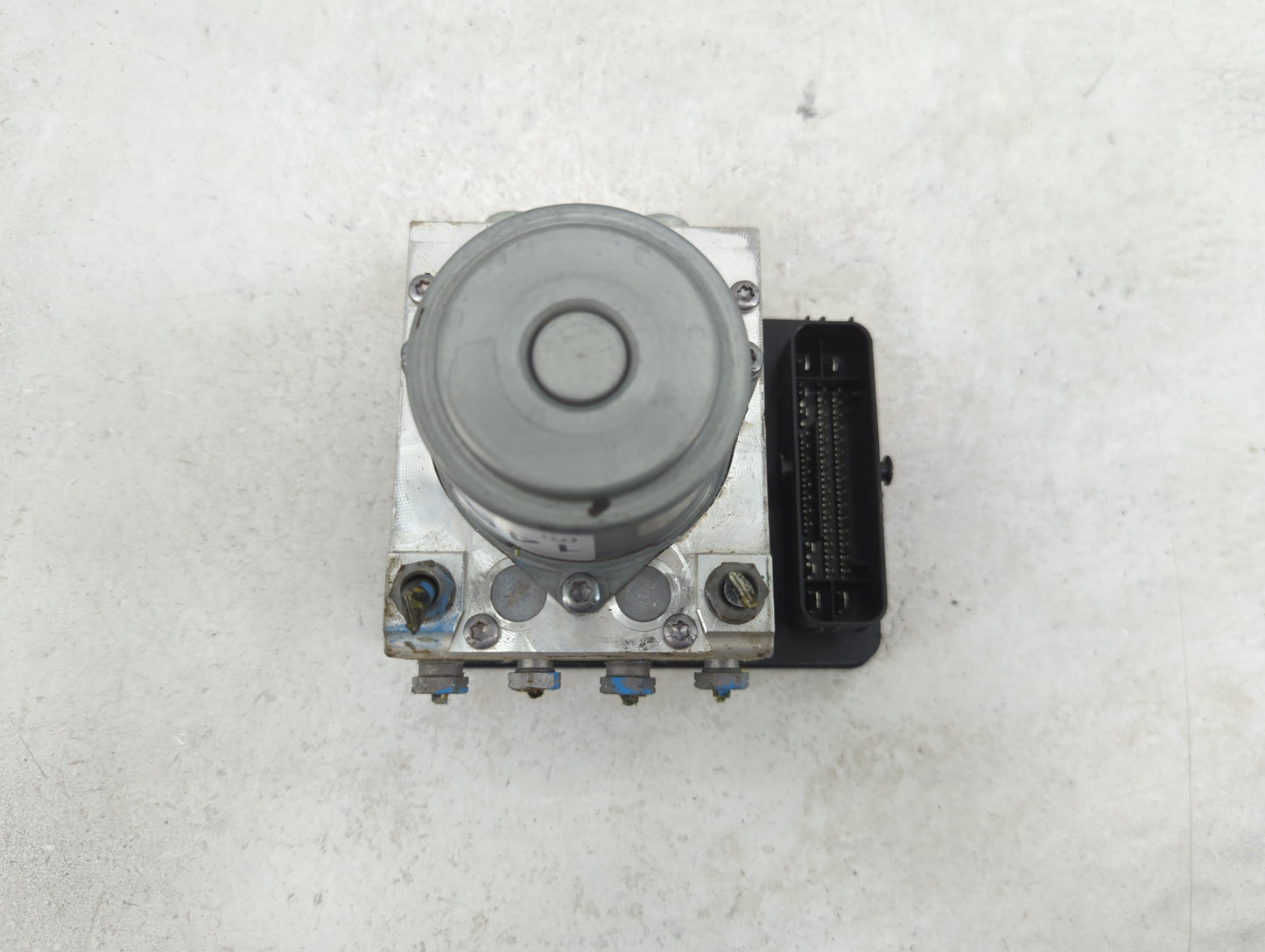 2018-2021 Mercedes-Benz C300 ABS Pump Control Module Replacement P/N:A 205 900 44 49 A 253 431 02 00 Fits OEM Used Auto Part