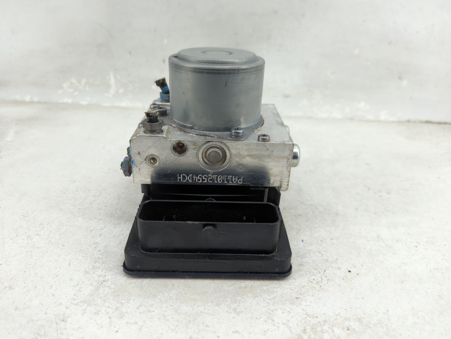 2018-2021 Mercedes-Benz C300 ABS Pump Control Module Replacement P/N:A 205 900 44 49 A 253 431 02 00 Fits OEM Used Auto Part