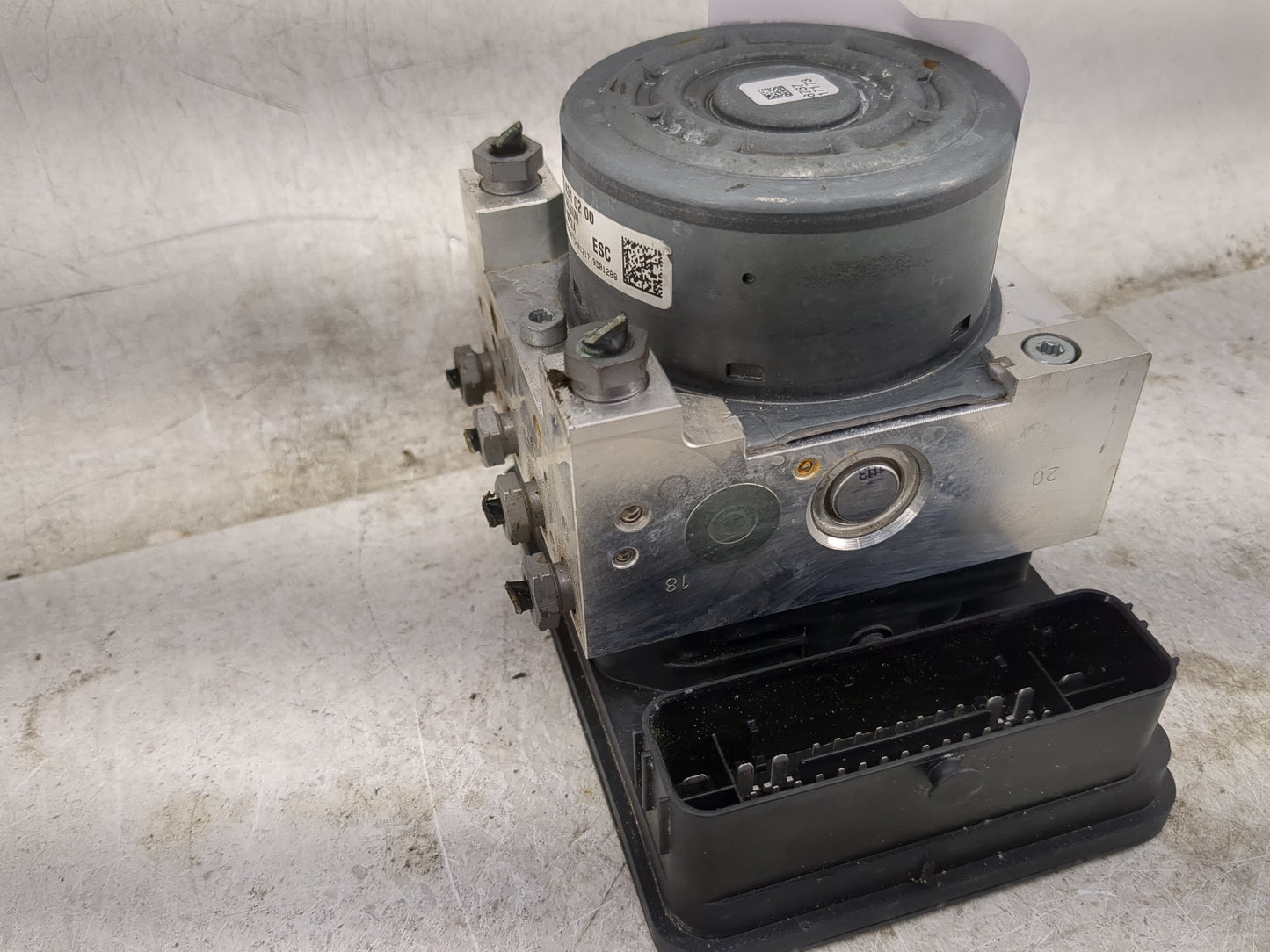 2018-2021 Mercedes-Benz C300 ABS Pump Control Module Replacement P/N:A 253 431 02 00 Fits Fits 2018 2019 2020 2021 2022 OEM 
