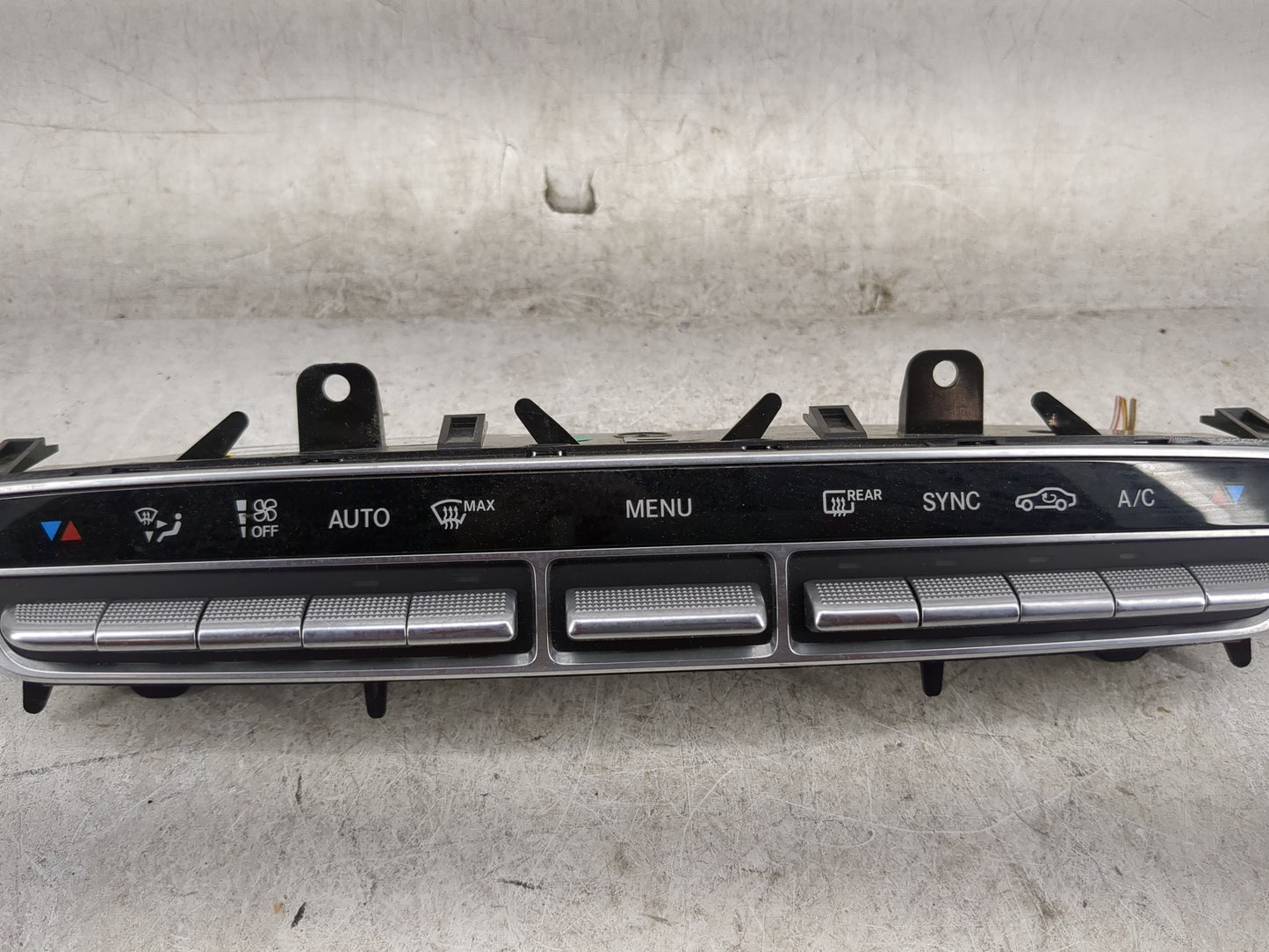 2015-2019 Mercedes-Benz C300 Climate Control Module Temperature AC/Heater Replacement P/N:A 205 905 88 13 Fits OEM Used Auto