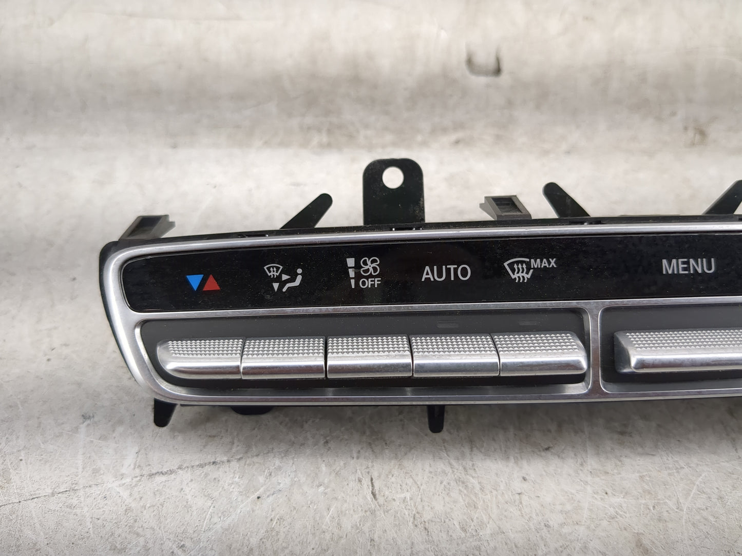 2015-2019 Mercedes-Benz C300 Climate Control Module Temperature AC/Heater Replacement P/N:A 205 905 88 13 Fits OEM Used Auto
