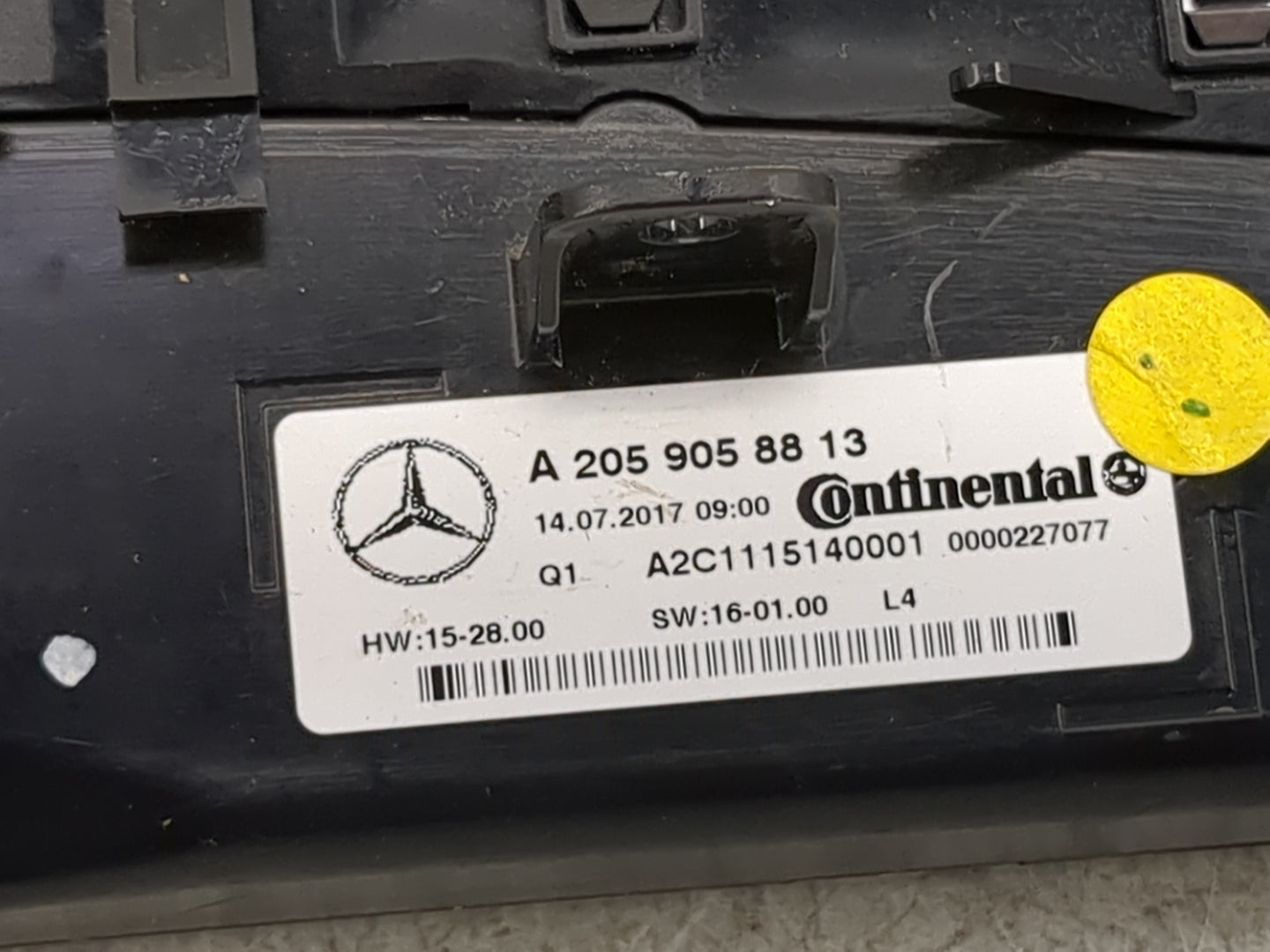 2015-2019 Mercedes-Benz C300 Climate Control Module Temperature AC/Heater Replacement P/N:A 205 905 88 13 Fits OEM Used Auto