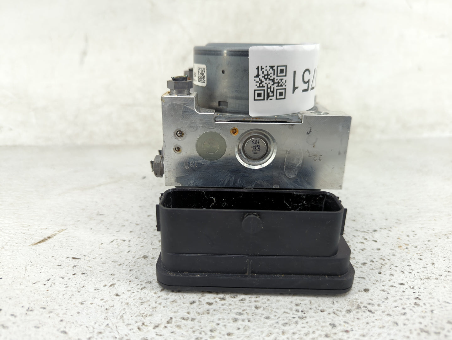 2018-2021 Mercedes-Benz C300 ABS Pump Control Module Replacement P/N:A2534310200 10.0220-0951.4 Fits Fits 2018 2019 2020 202