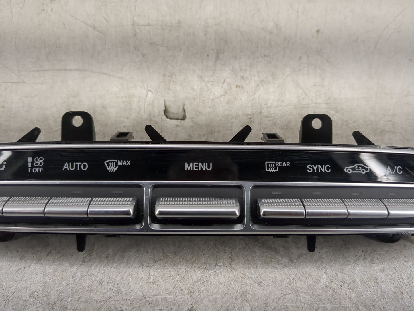 2015-2019 Mercedes-Benz C300 Climate Control Module Temperature AC/Heater Replacement P/N:A 205 905 88 13 Fits OEM Used Auto