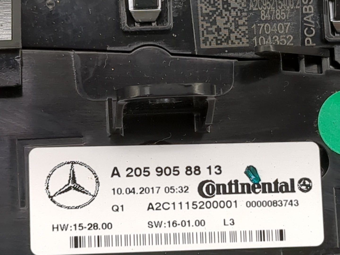 2015-2019 Mercedes-Benz C300 Climate Control Module Temperature AC/Heater Replacement P/N:A 205 905 88 13 Fits OEM Used Auto