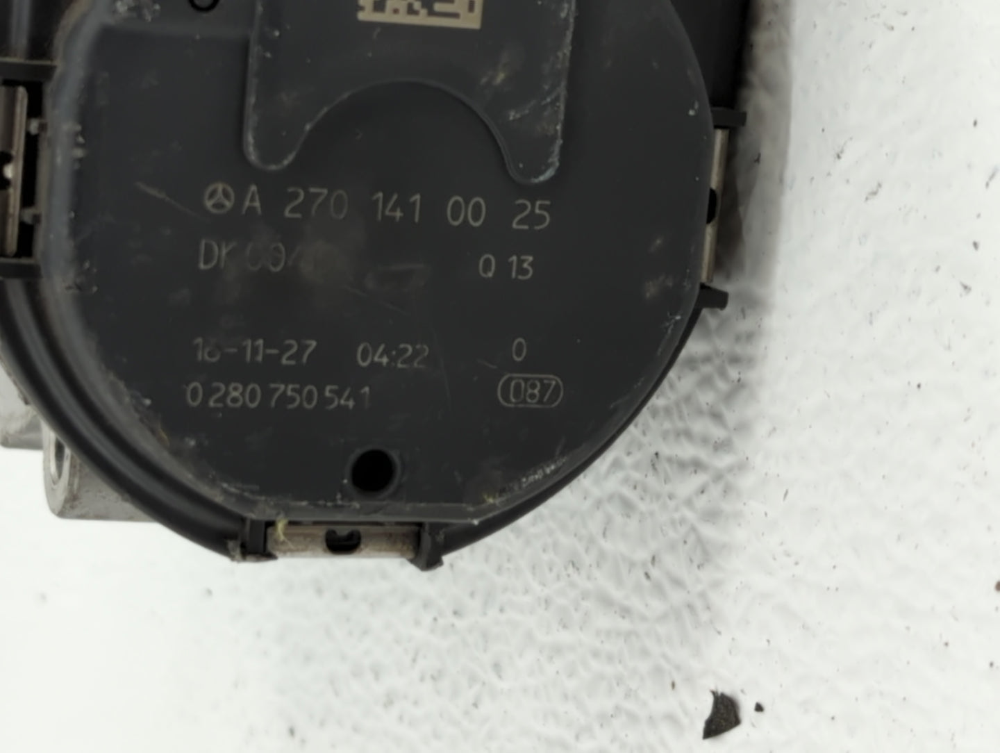 2015-2018 Mercedes-Benz C300 Throttle Body P/N:A 270 141 00 25 2701410025 Fits Fits 2013 2014 2015 2016 2017 2018 2019 2020 