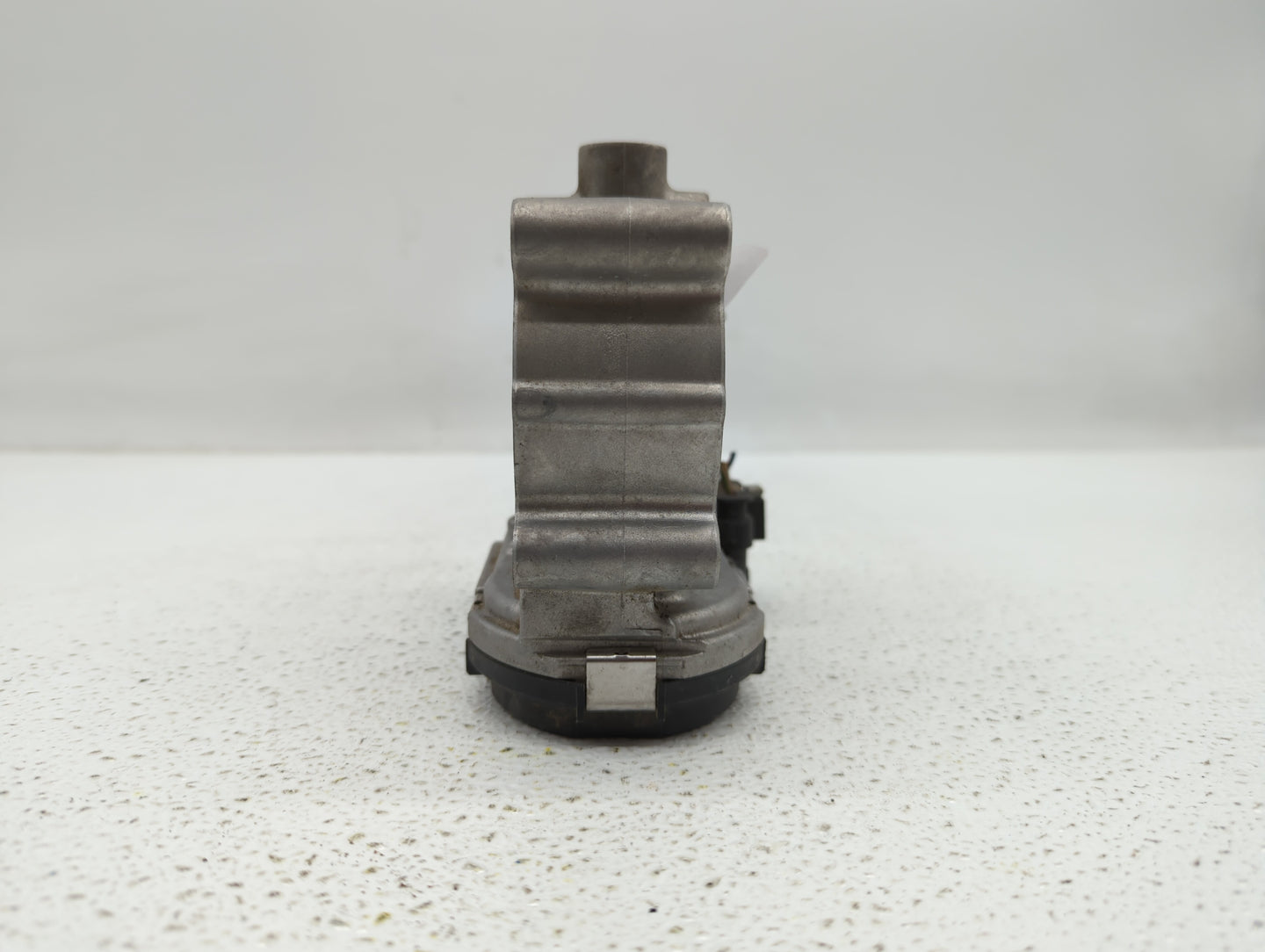 2015-2018 Mercedes-Benz C300 Throttle Body P/N:A 270 141 00 25 2701410025 Fits Fits 2013 2014 2015 2016 2017 2018 2019 2020 