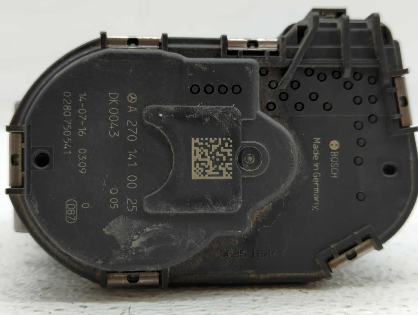 2015-2018 Mercedes-Benz C300 Throttle Body P/N:A 270 141 00 25 2701410025 Fits Fits 2013 2014 2015 2016 2017 2018 2019 2020 