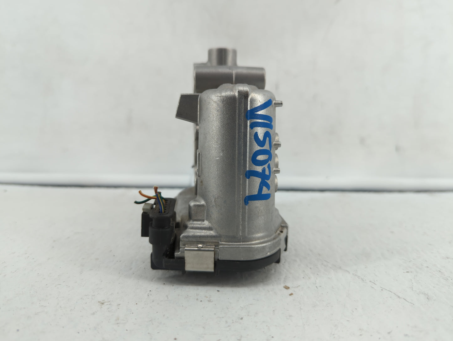 2015-2018 Mercedes-Benz C300 Throttle Body P/N:A 270 141 00 25 2701410025 Fits Fits 2013 2014 2015 2016 2017 2018 2019 2020 