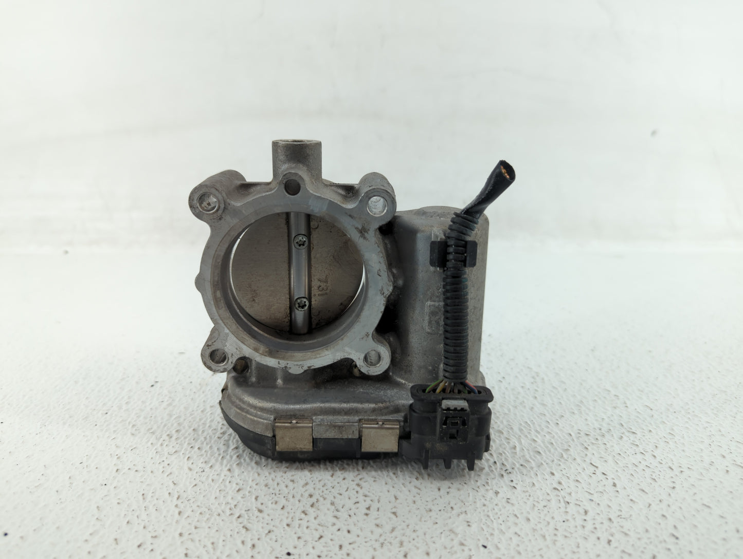 2015-2018 Mercedes-Benz C300 Throttle Body P/N:A 270 141 00 25 2701410025 Fits Fits 2013 2014 2015 2016 2017 2018 2019 2020 