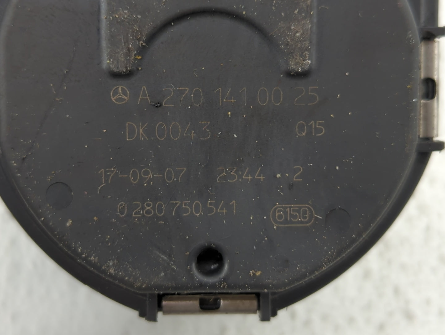 2015-2018 Mercedes-Benz C300 Throttle Body P/N:A 270 141 00 25 2701410025 Fits Fits 2013 2014 2015 2016 2017 2018 2019 2020 