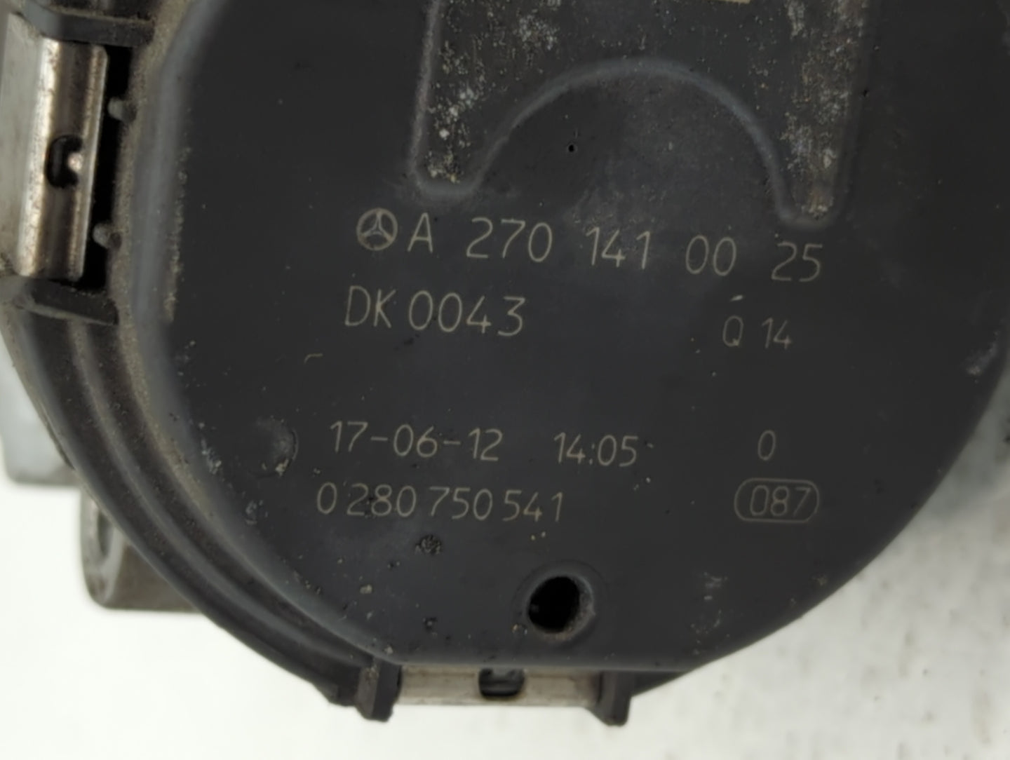 2015-2018 Mercedes-Benz C300 Throttle Body P/N:A 270 141 00 25 2701410025 Fits Fits 2013 2014 2015 2016 2017 2018 2019 2020 