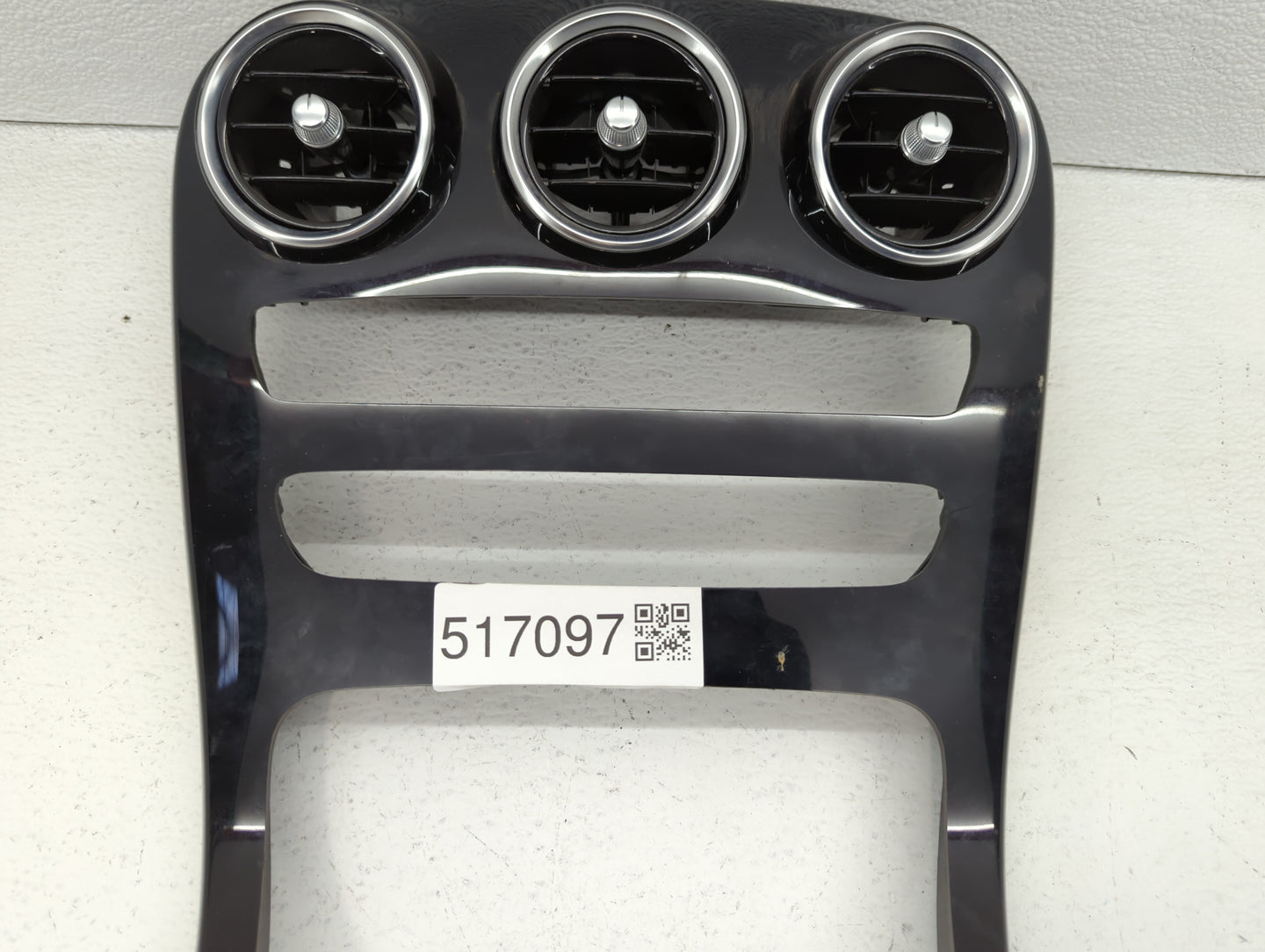 2018 Mercedes-benz C300 Radio Climate Panel Bezel - Oemusedautoparts1.com