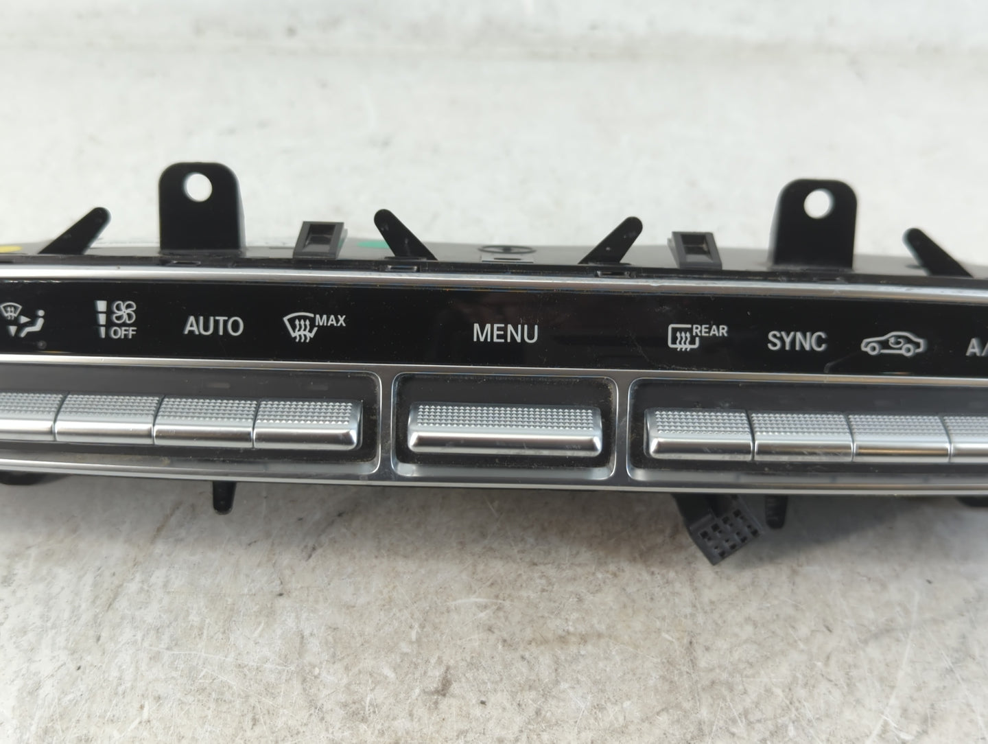 2015-2019 Mercedes-Benz C300 Climate Control Module Temperature AC/Heater Replacement P/N:A2C1115140001 A 205 905 88 13 Fits