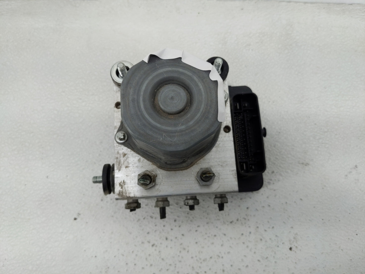2018 Mercedes-Benz Cla180 ABS Pump Control Module Replacement P/N:269 785 A000 431 37 00 Fits Fits 2014 2015 2016 2017 2019 