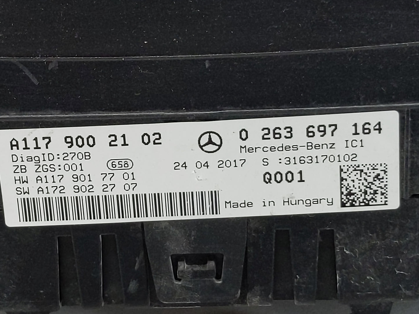 2018 Mercedes-Benz Cla250 Instrument Cluster Speedometer Gauges P/N:A117 900 21 02 Fits OEM Used Auto Parts - Oemusedautopar