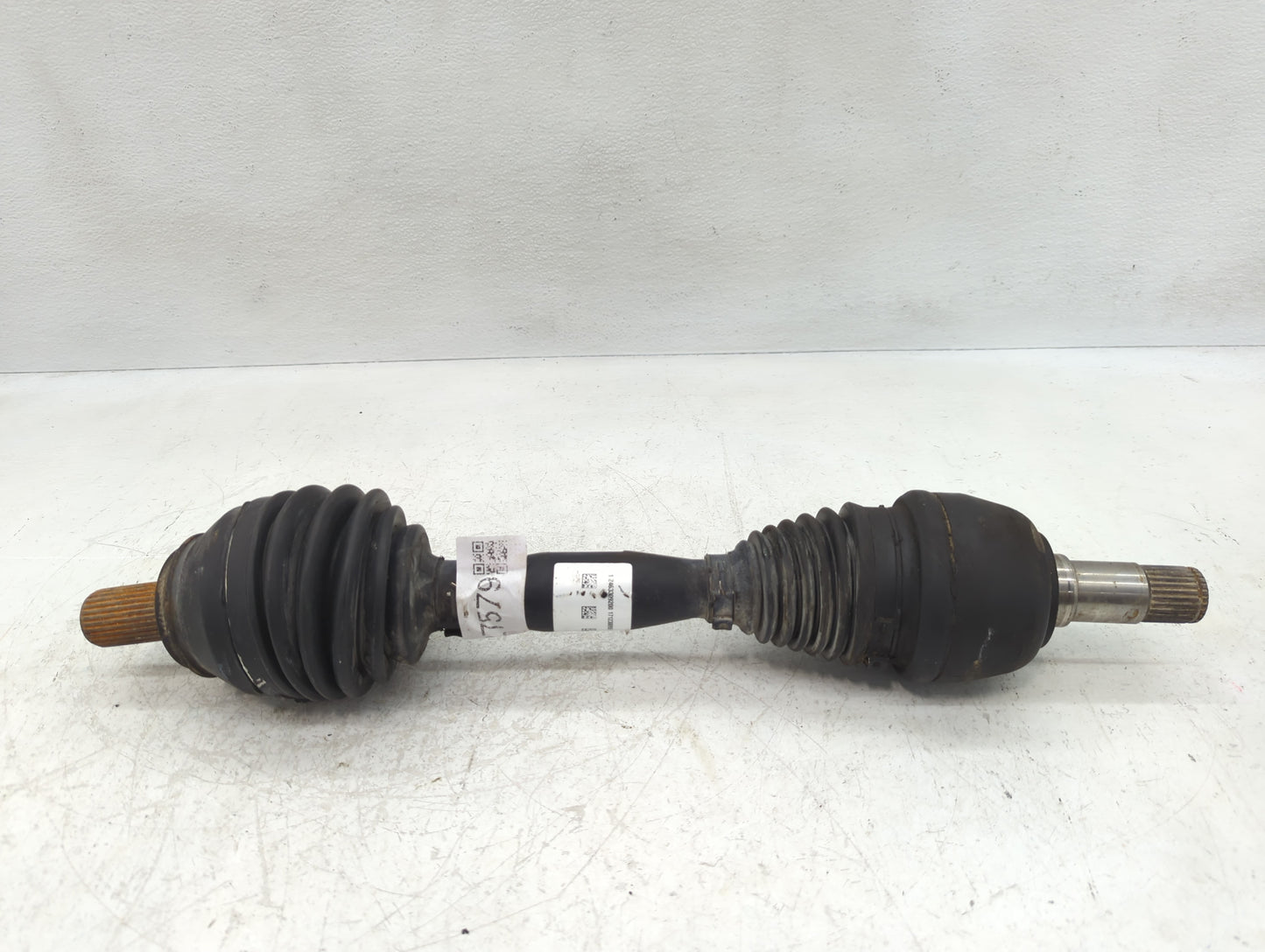 2014-2019 Mercedes-benz Cla250 Axle Shaft Front Driver Cv C/v - Oemusedautoparts1.com
