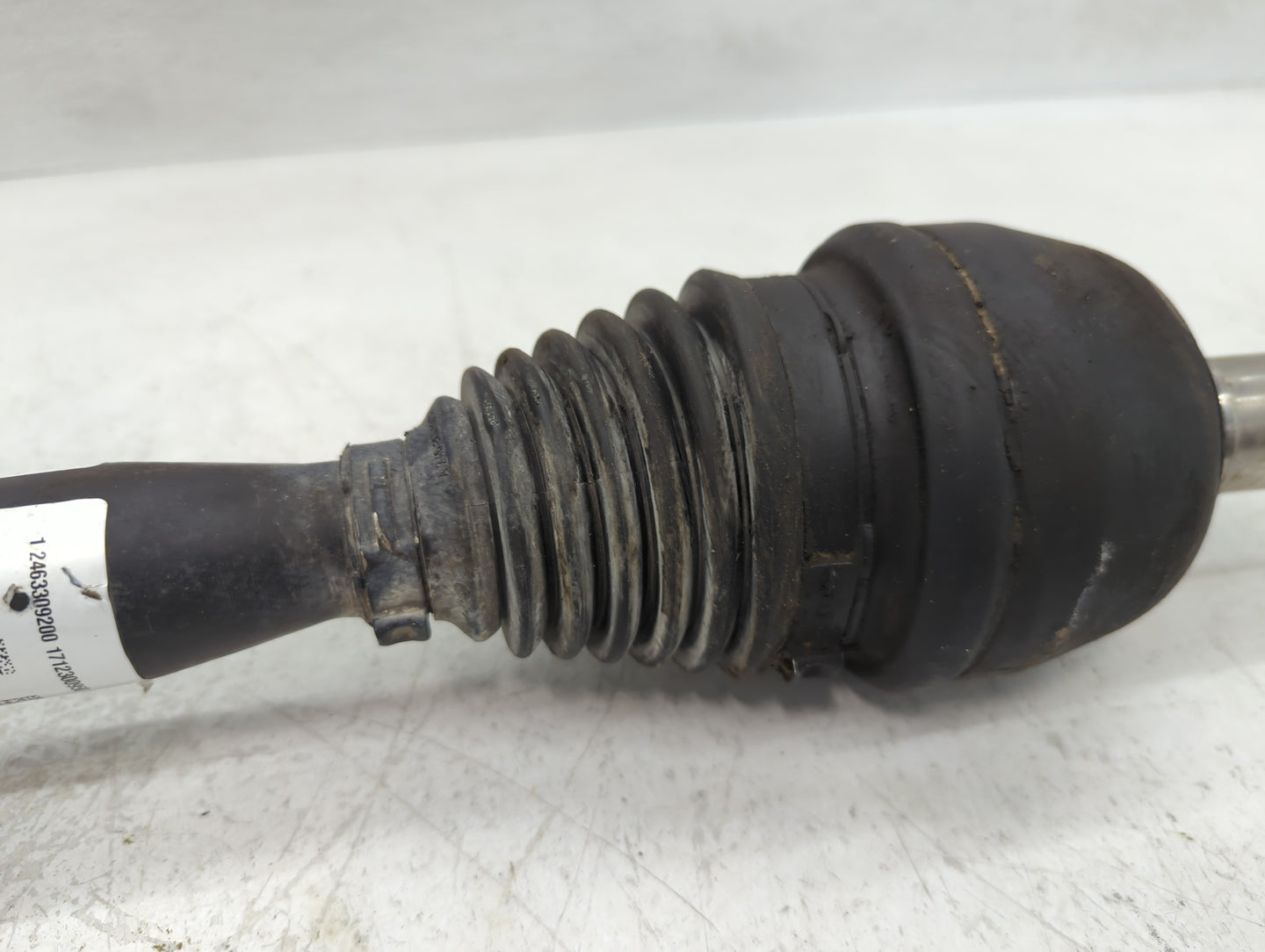 2014-2019 Mercedes-benz Cla250 Axle Shaft Front Driver Cv C/v - Oemusedautoparts1.com