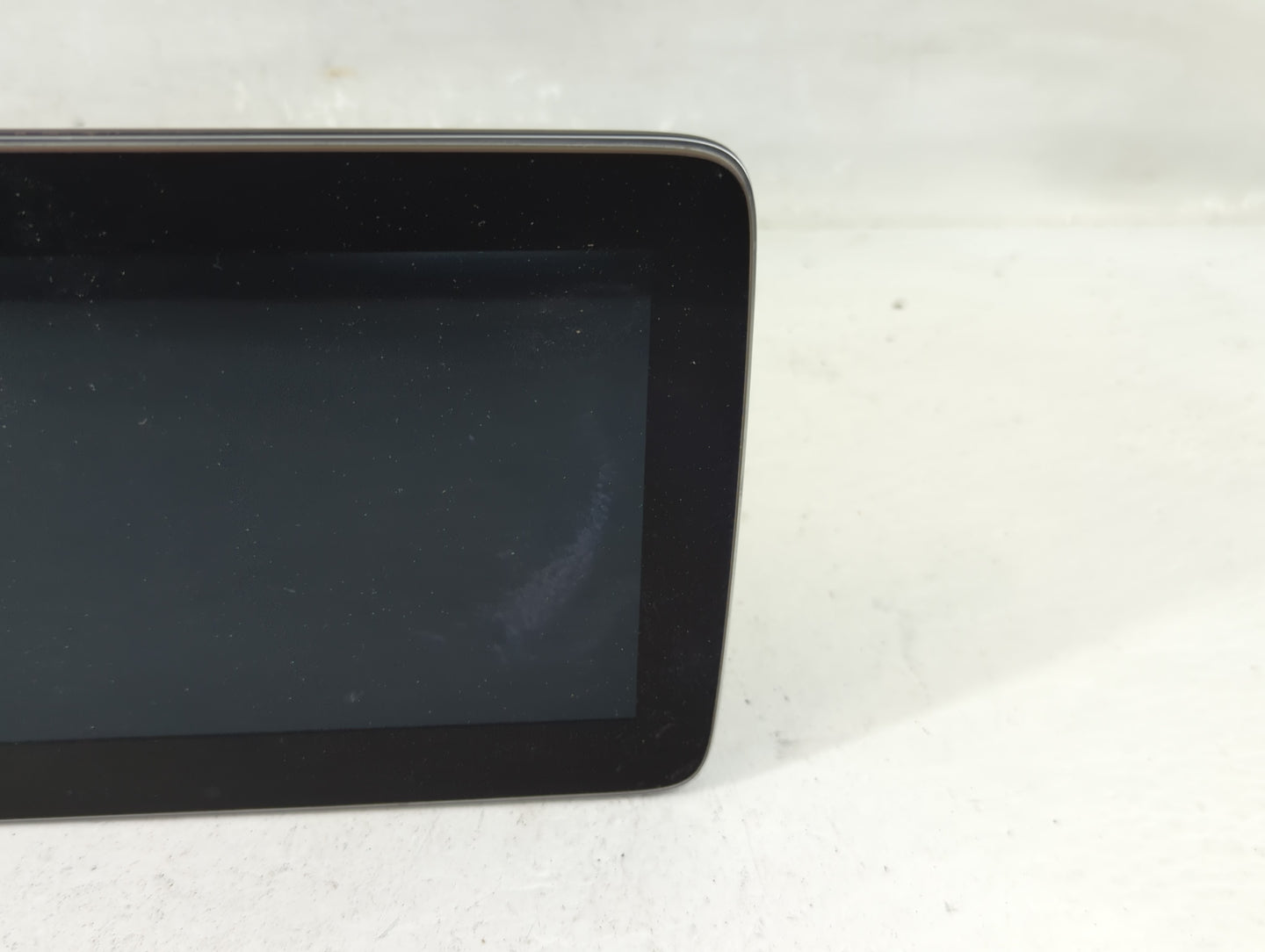 2017-2019 Mercedes-benz Cla250 Information Display Screen - Oemusedautoparts1.com