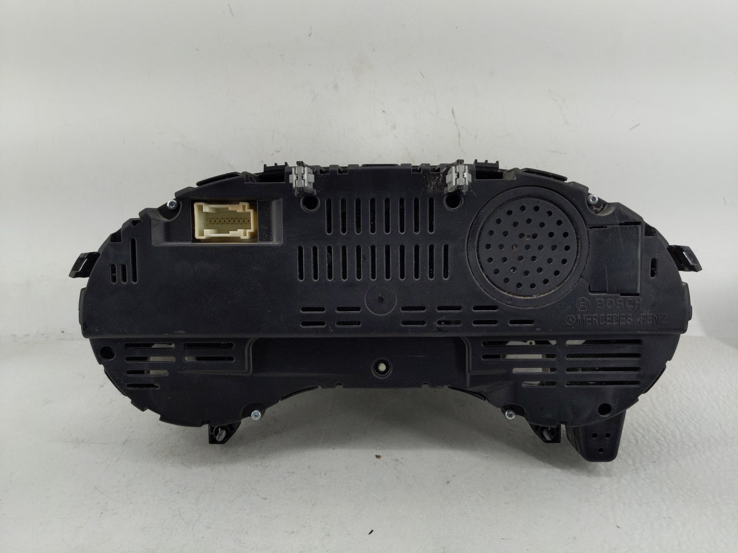 2018 Mercedes-Benz Cla250 Instrument Cluster Speedometer Gauges P/N:0 263 697 184 Fits OEM Used Auto Parts - Oemusedautopart