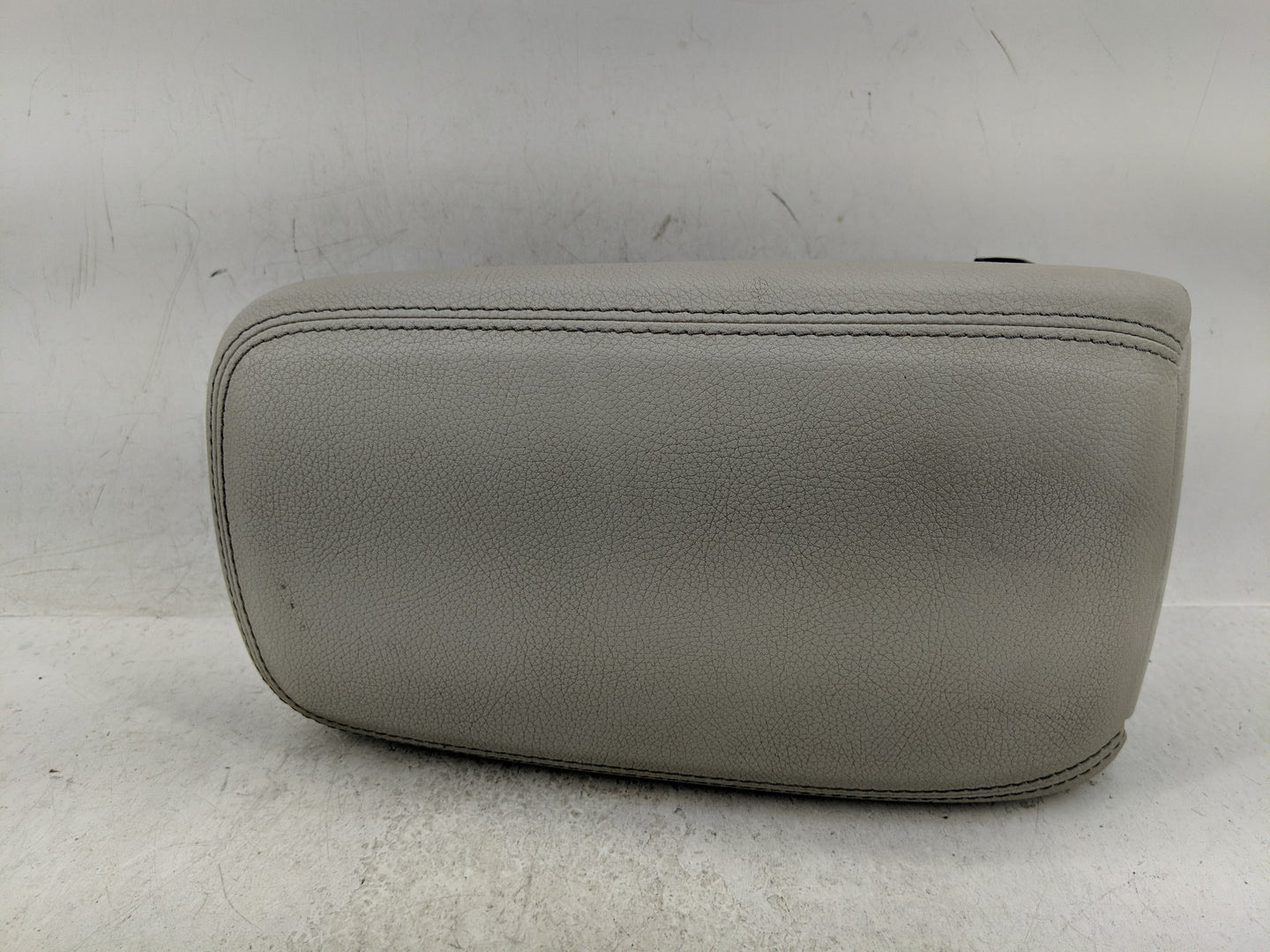 2018 Mercedes-Benz Cla250 Center Console Armrest Cover Lid Fits OEM Used Auto Parts - Oemusedautoparts1.com