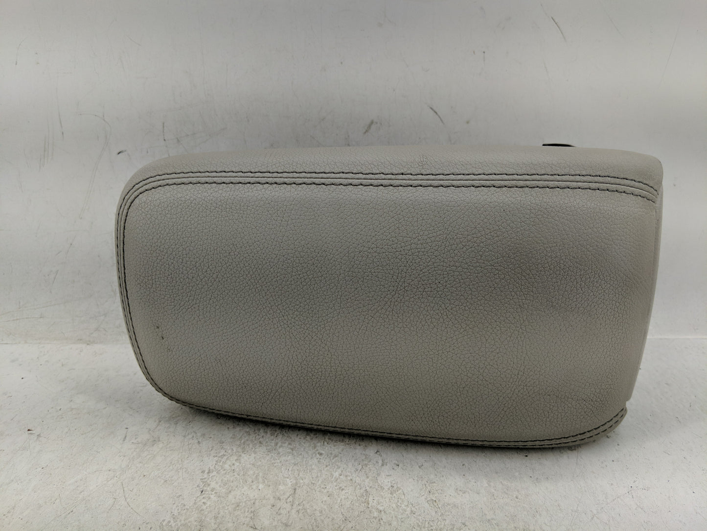 2018 Mercedes-Benz Cla250 Center Console Armrest Cover Lid Fits OEM Used Auto Parts - Oemusedautoparts1.com