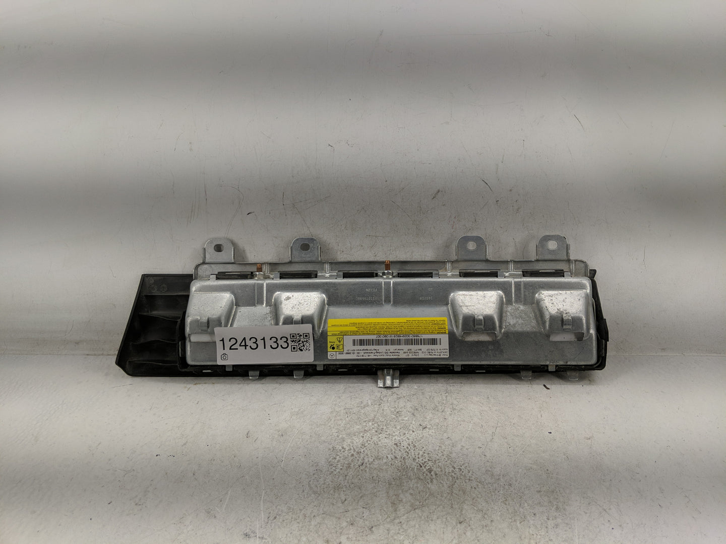2018 Mercedes-benz Cla250 Driver Curtain Air Bag Oem - Oemusedautoparts1.com