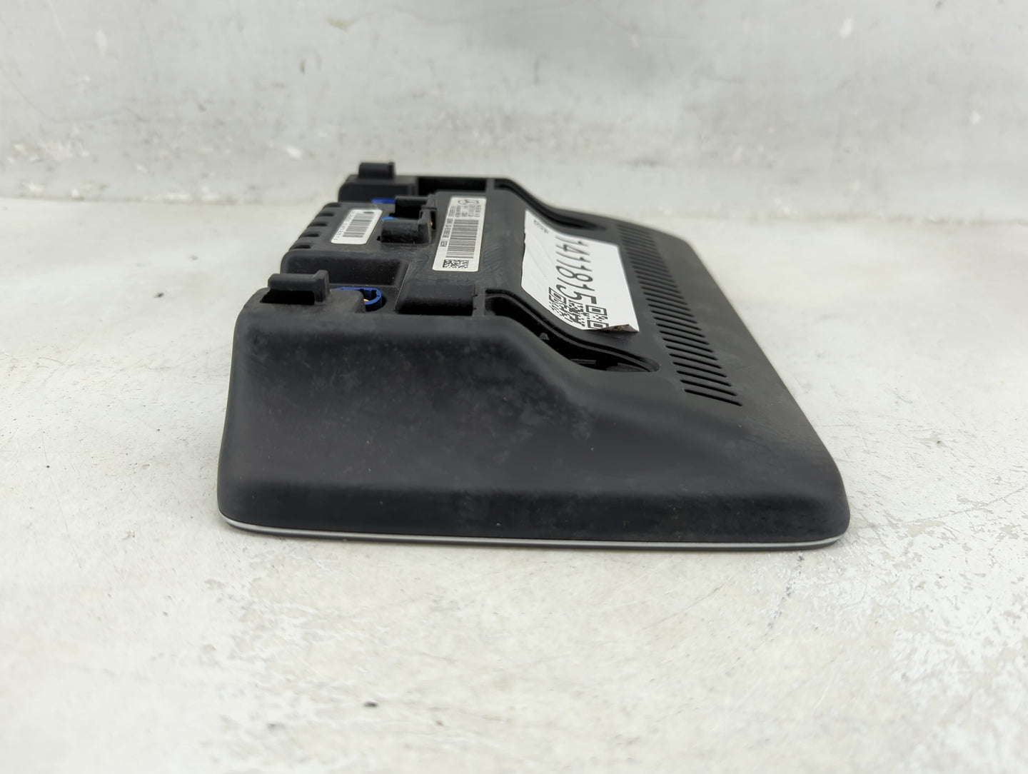 2017-2019 Mercedes-benz Cla250 Information Display Screen - Oemusedautoparts1.com