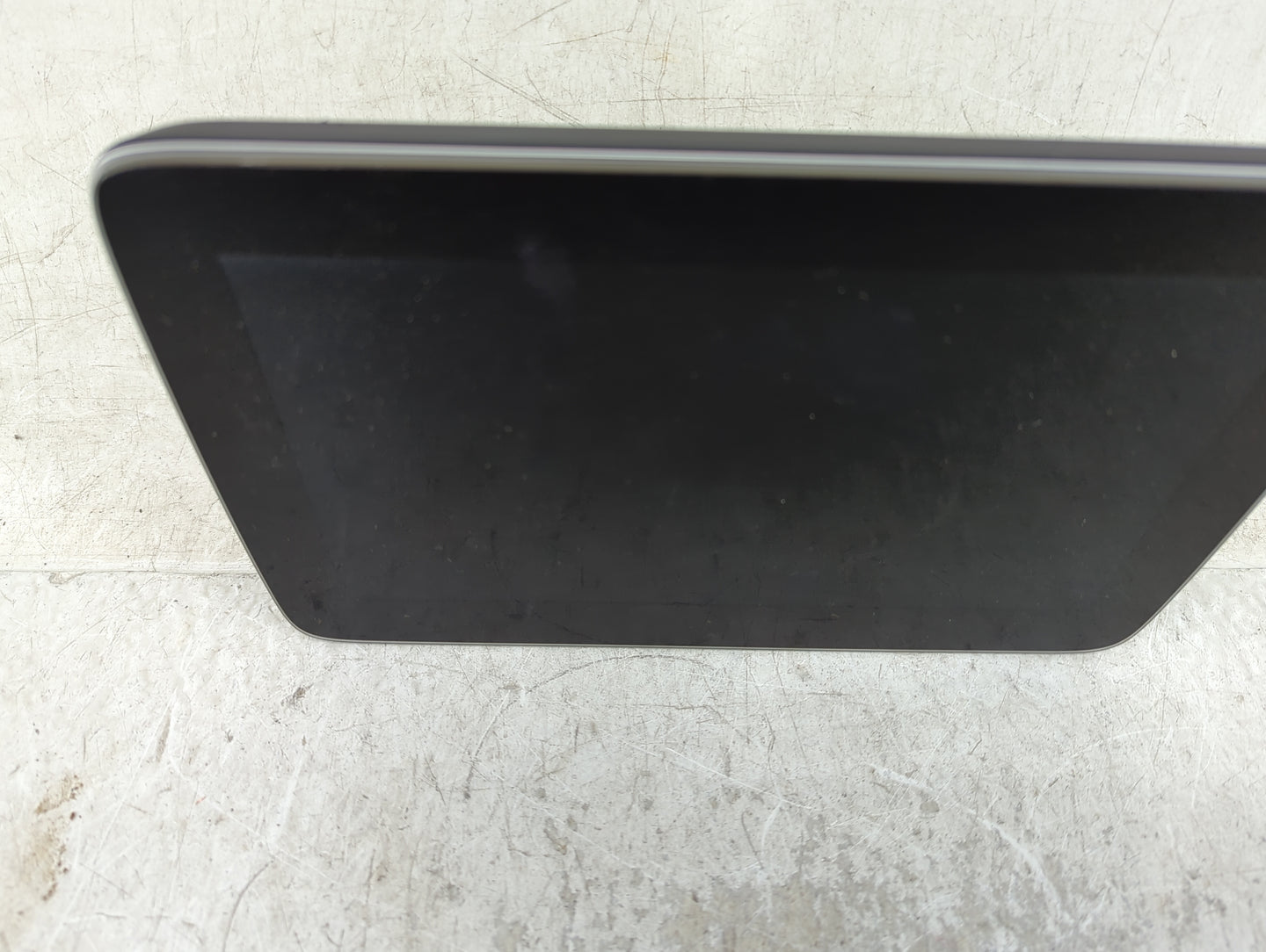 2017-2019 Mercedes-benz Cla250 Information Display Screen - Oemusedautoparts1.com
