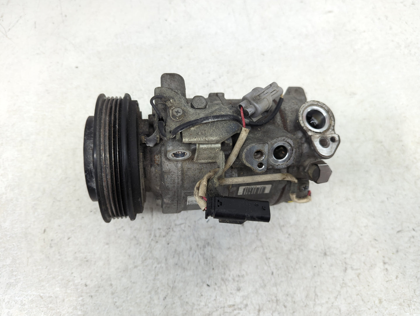 2017-2019 Mercedes-benz Cla250 Air Conditioning A/c Ac Compressor Oem - Oemusedautoparts1.com