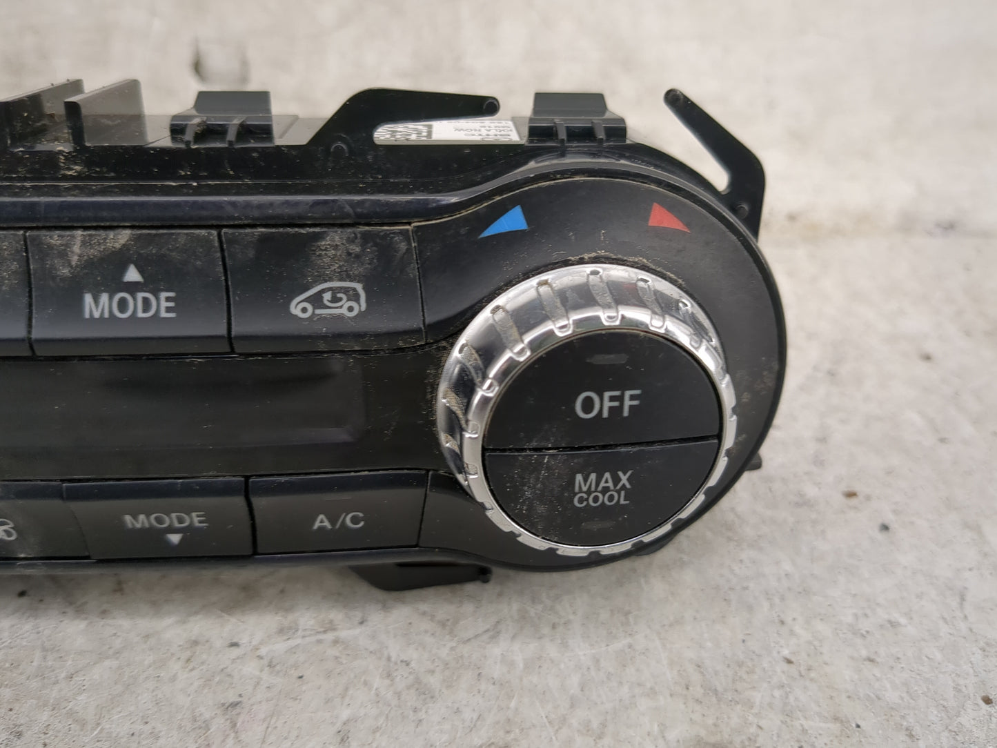 2014-2019 Mercedes-Benz Cla250 Climate Control Module Temperature AC/Heater Replacement P/N:A246 901 34 06 A246 900 39 16 Fi