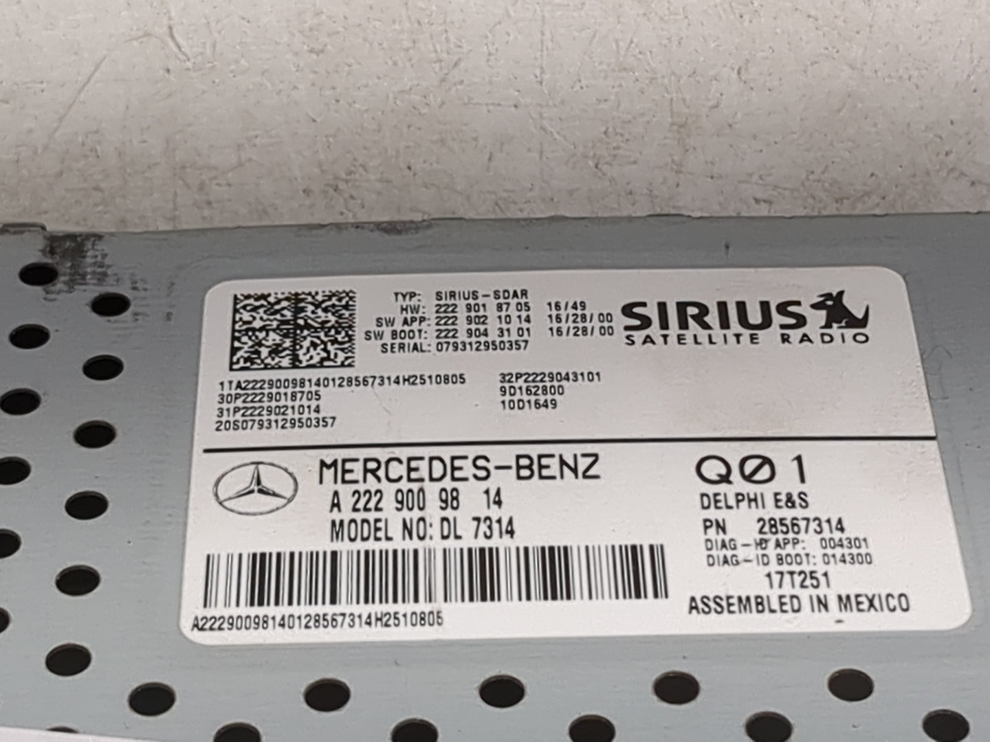 2015-2019 Mercedes-Benz Cla250 Radio AM FM Cd Player Receiver Replacement P/N:A 222 900 98 14 Fits OEM Used Auto Parts - Oem