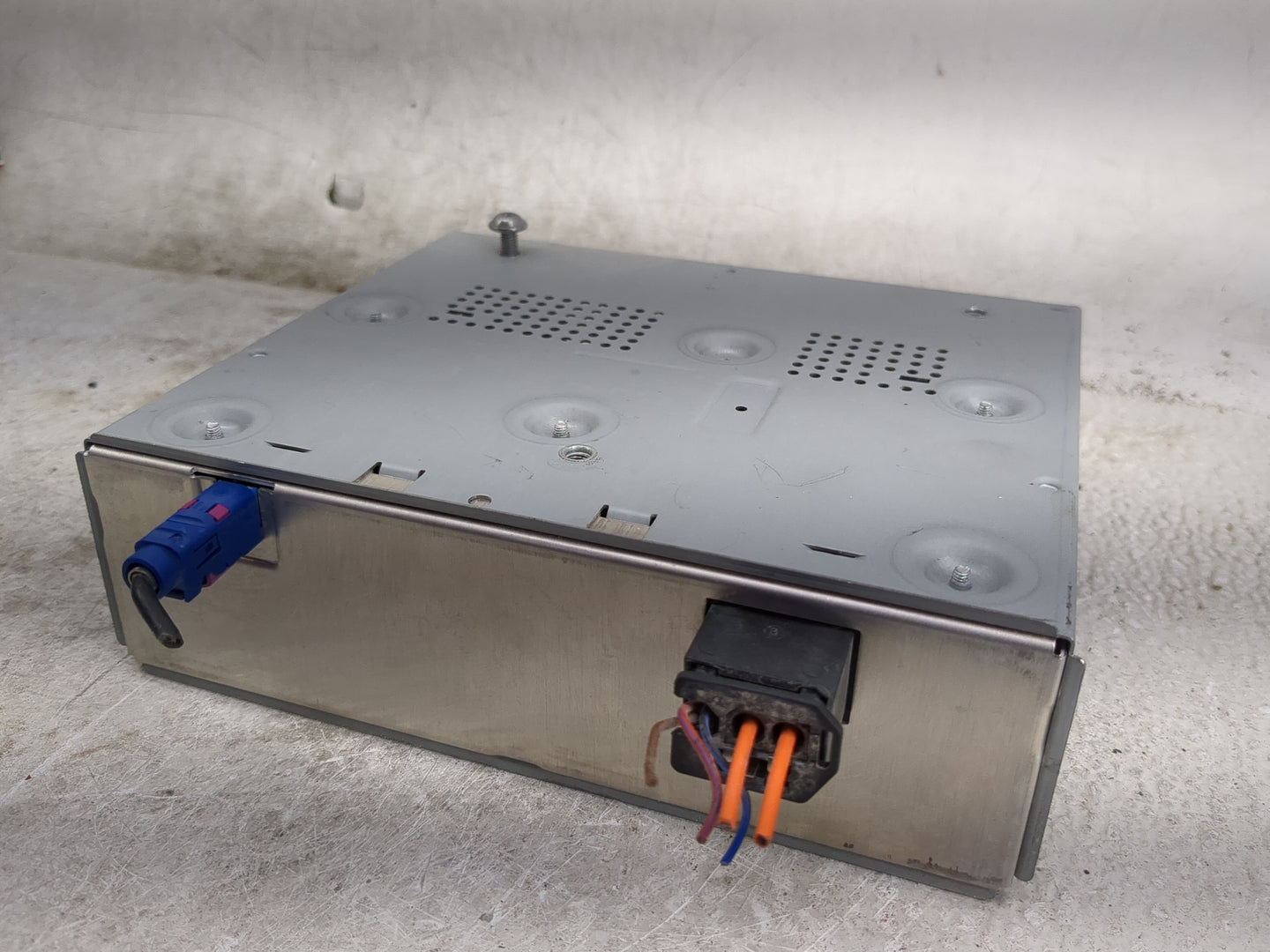 2019-2019 Mercedes-benz Cla250 Tuner Satellite Receiver - Oemusedautoparts1.com