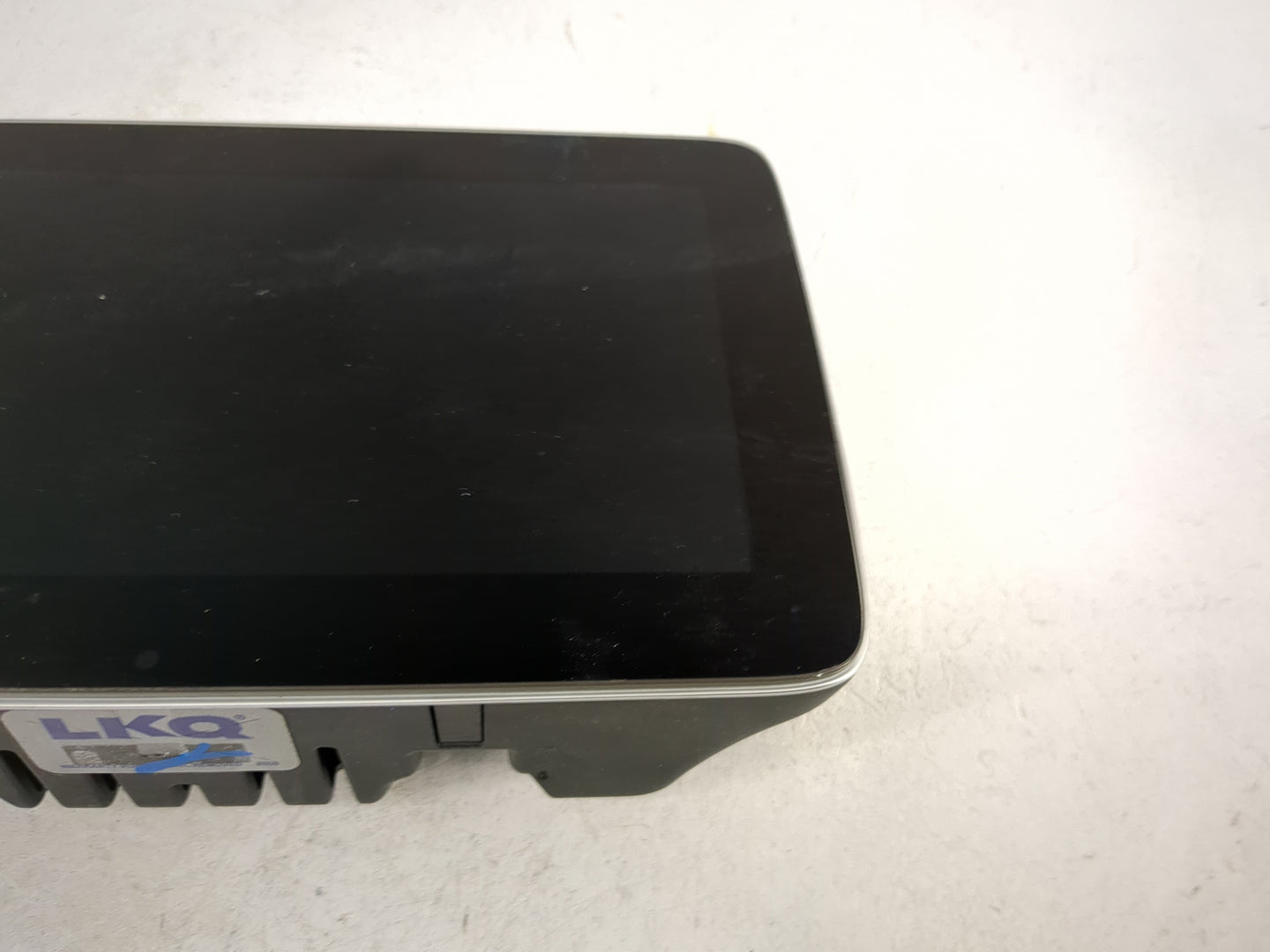 2017-2019 Mercedes-benz Cla250 Information Display Screen 1479557 - Oemusedautoparts1.com
