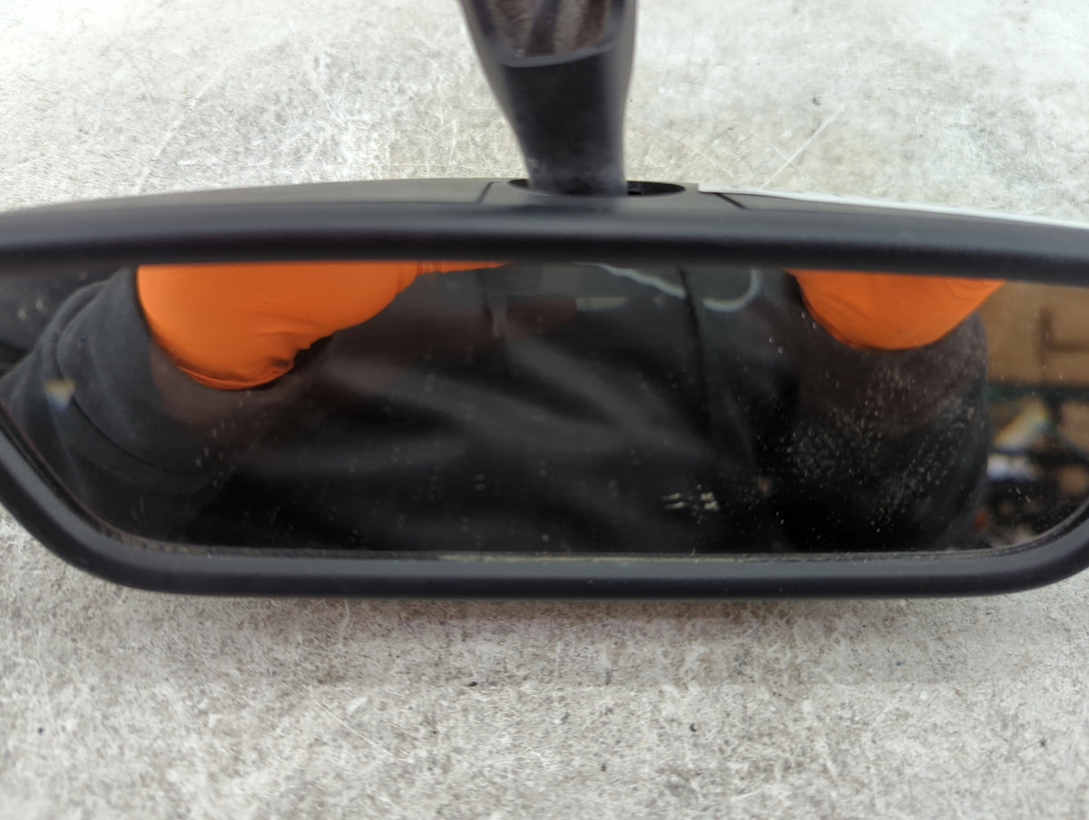 2018 Mercedes-Benz Cla250 Interior Rear View Mirror Replacement OEM P/N:E1 026931 Fits OEM Used Auto Parts - Oemusedautopart