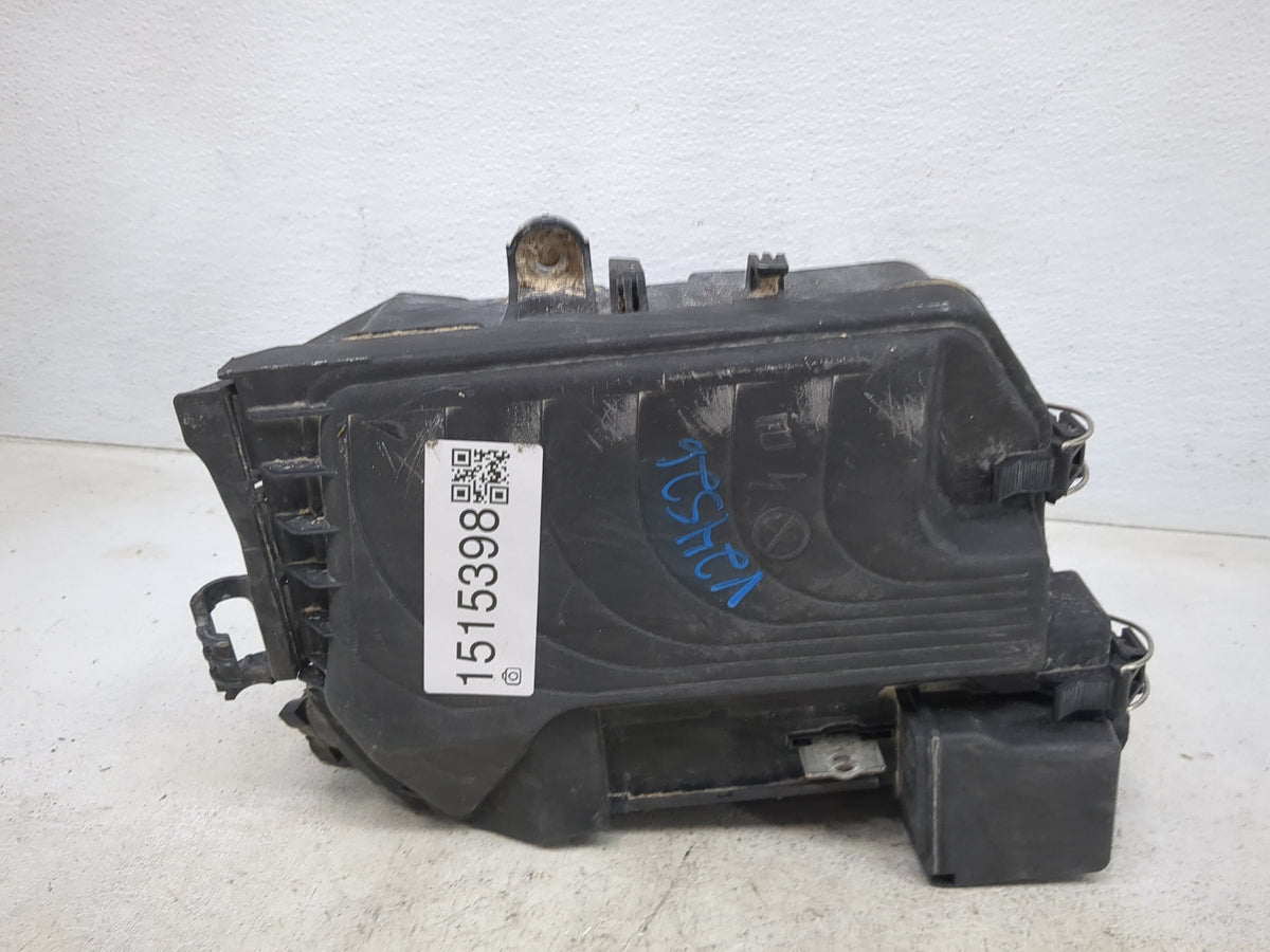 2018 Mercedes-Benz Cla250 Fusebox Fuse Box Panel Relay Module Fits OEM Used Auto Parts - Oemusedautoparts1.com