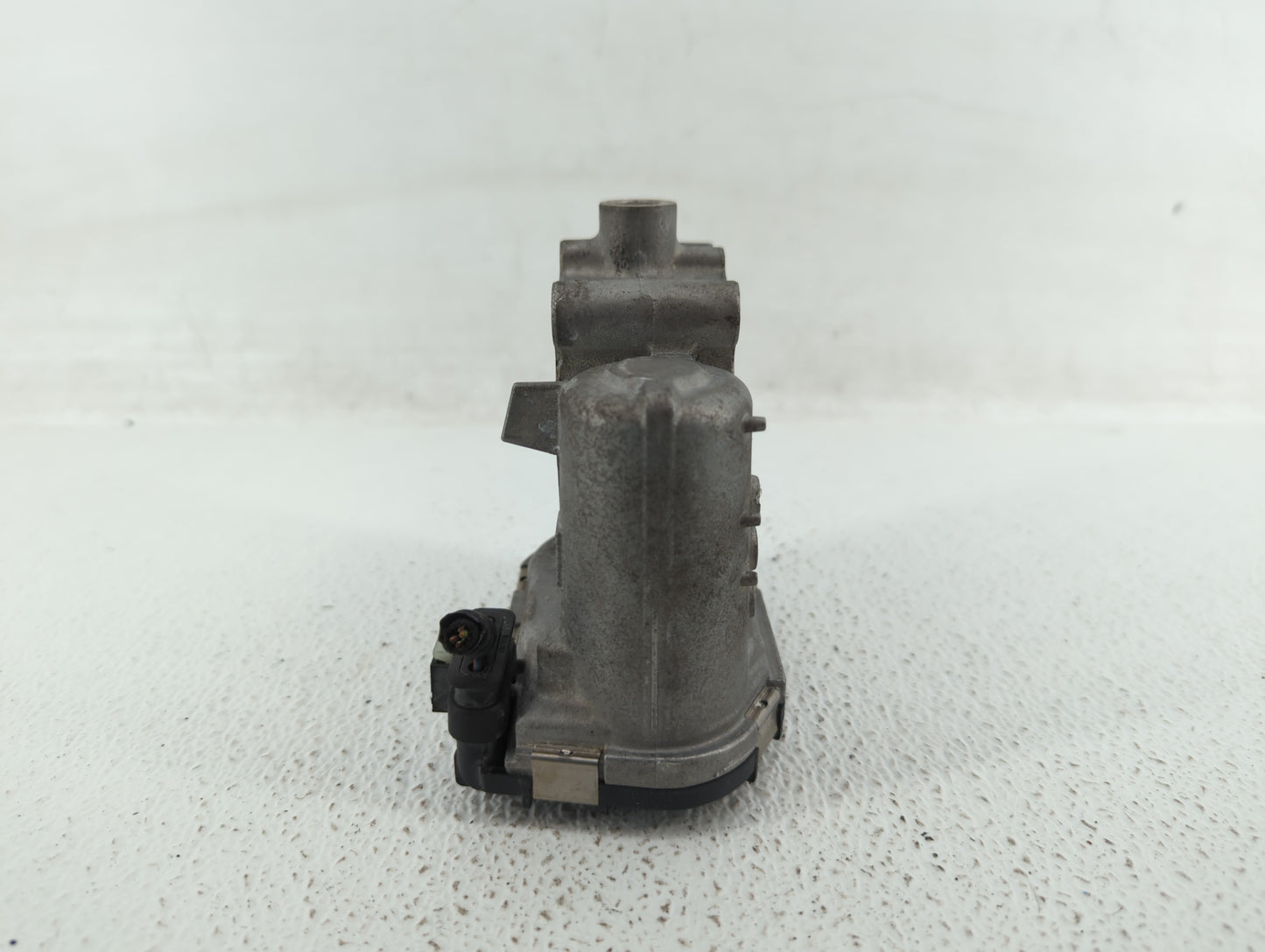 2014-2019 Mercedes-Benz Cla250 Throttle Body P/N:A 270 141 00 25 2701410025 Fits Fits 2013 2014 2015 2016 2017 2018 2019 202