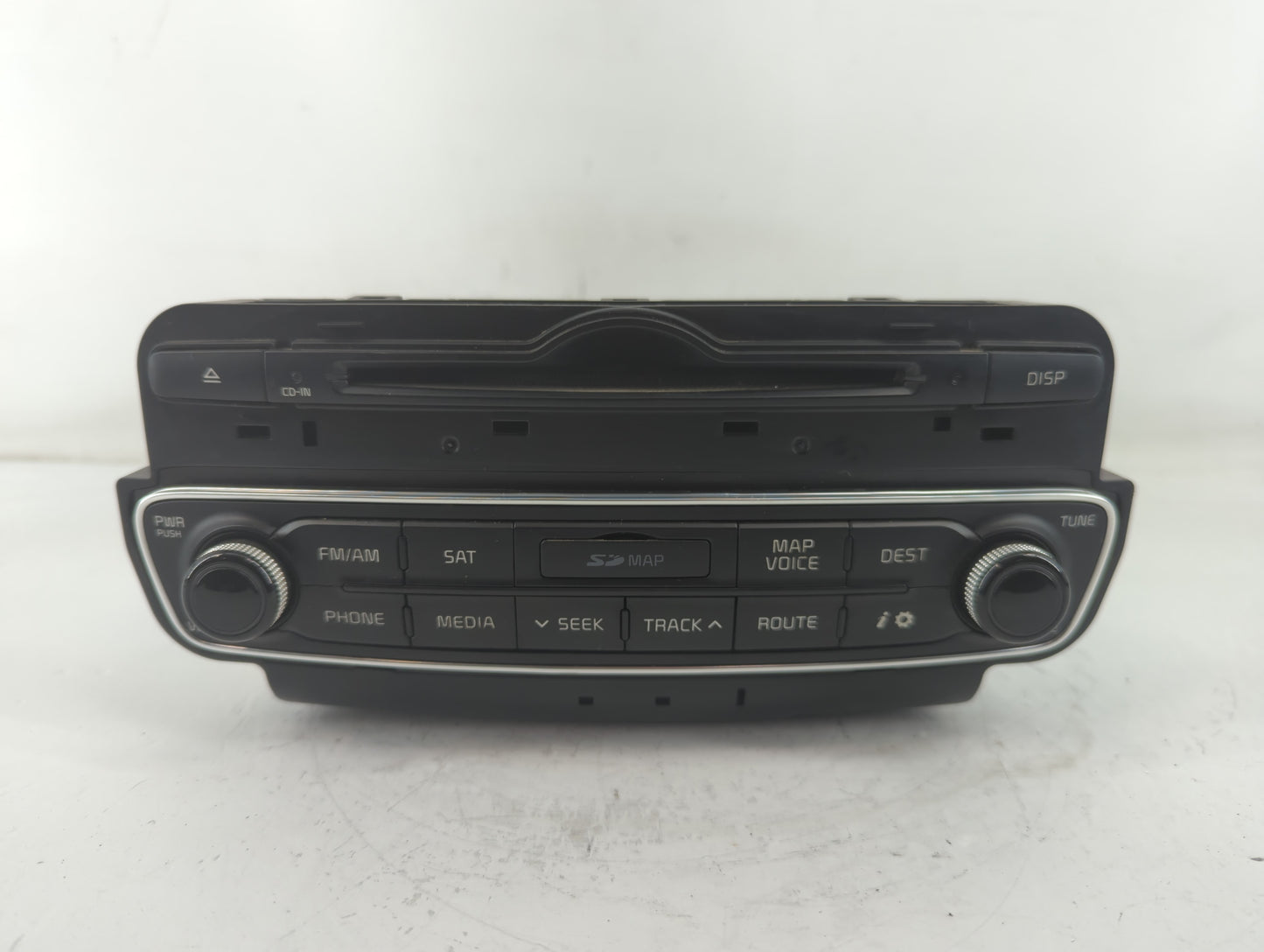 2015-2019 Mercedes-Benz Cla250 Radio AM FM Cd Player Receiver Replacement P/N:965604R105 Fits Fits 2015 2016 2017 2018 2019 