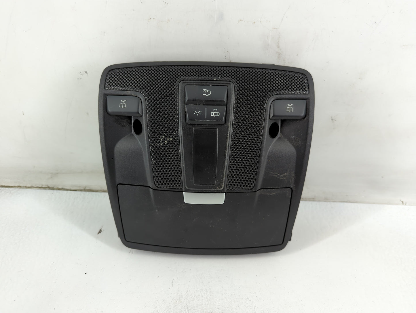 2018 Mercedes-benz Cla250 Overhead Roof Console - Oemusedautoparts1.com