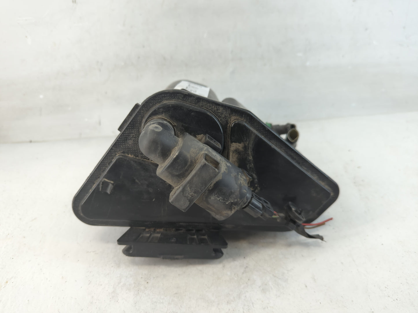 2018 Mercedes-benz Cla250 Fuel Vapor Charcoal Canister - Oemusedautoparts1.com