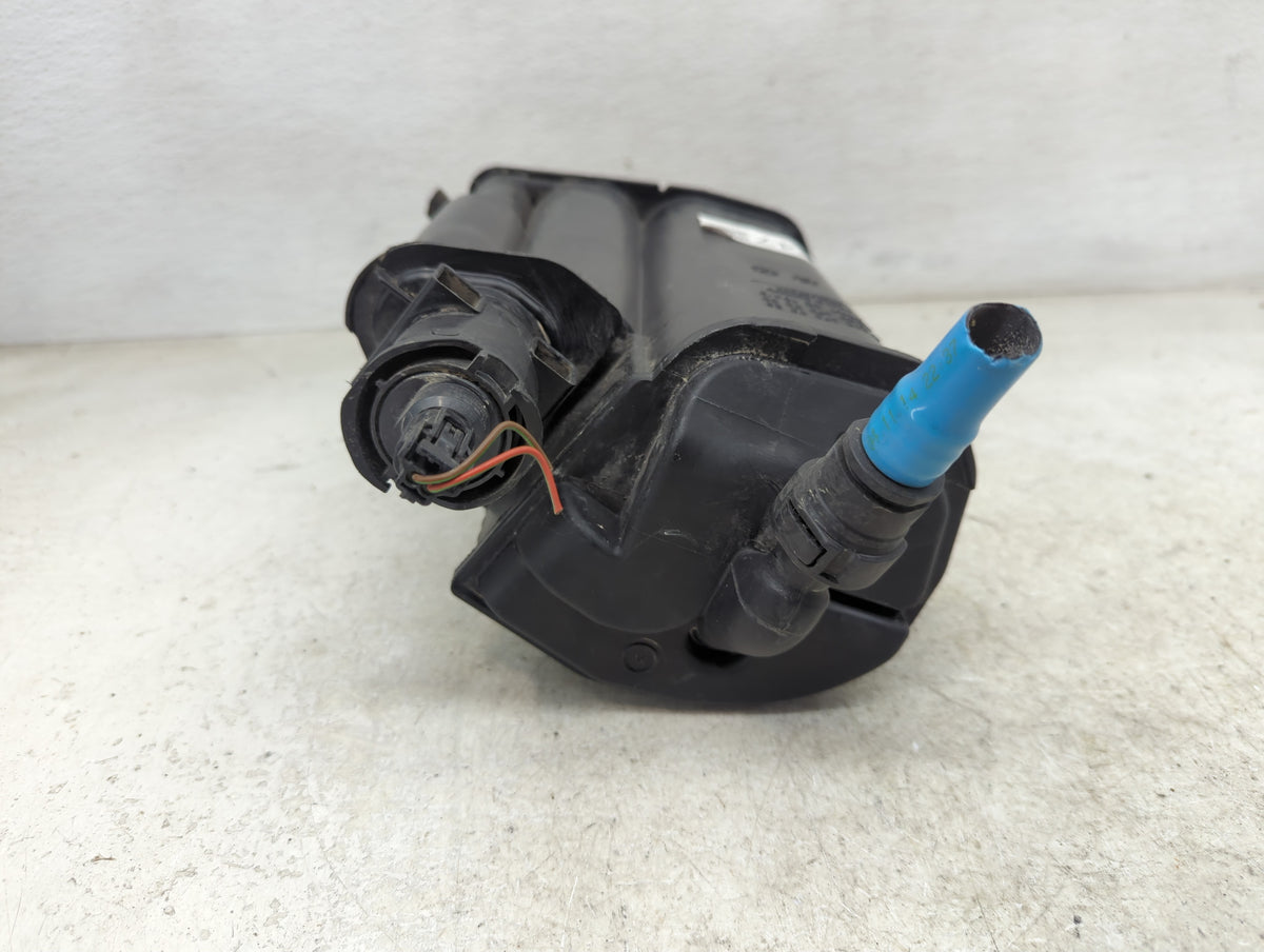 2018 Mercedes-benz Cls550 Fuel Vapor Charcoal Canister - Oemusedautoparts1.com