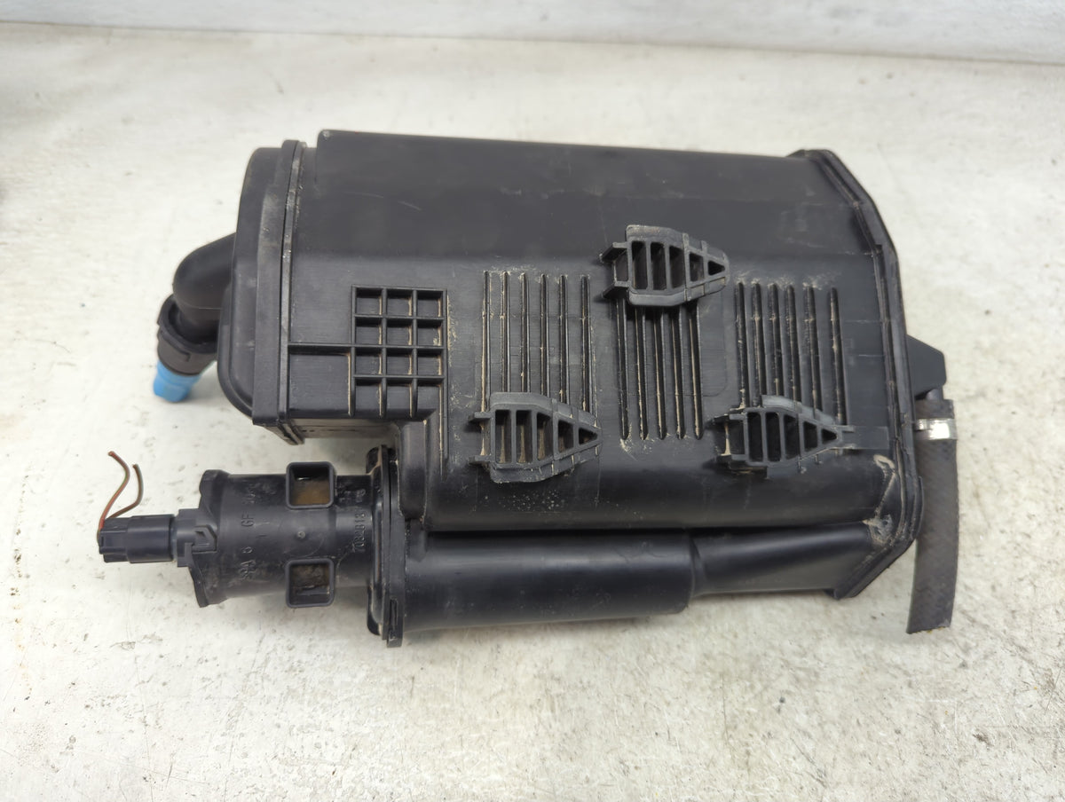 2018 Mercedes-benz Cls550 Fuel Vapor Charcoal Canister - Oemusedautoparts1.com