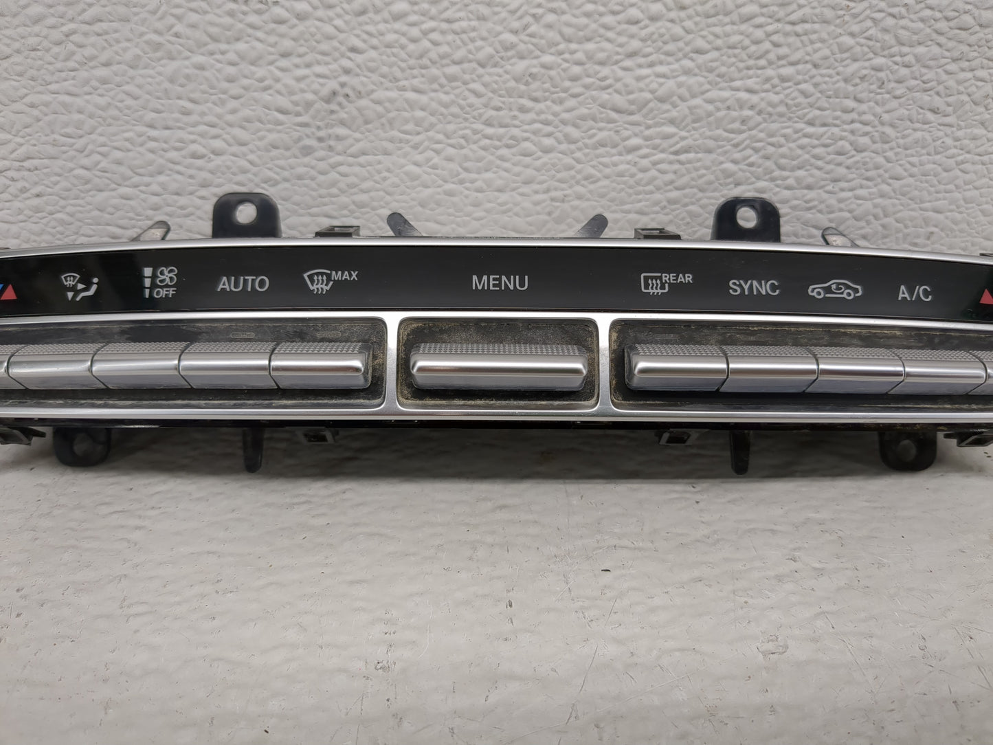 2017-2020 Mercedes-Benz E300 Climate Control Module Temperature AC/Heater Replacement P/N:A 213 905 47 07 Fits OEM Used Auto