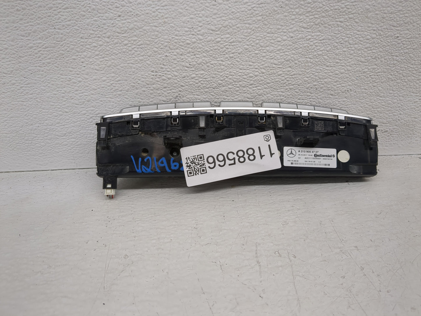 2017-2020 Mercedes-Benz E300 Climate Control Module Temperature AC/Heater Replacement P/N:A 213 905 47 07 Fits OEM Used Auto